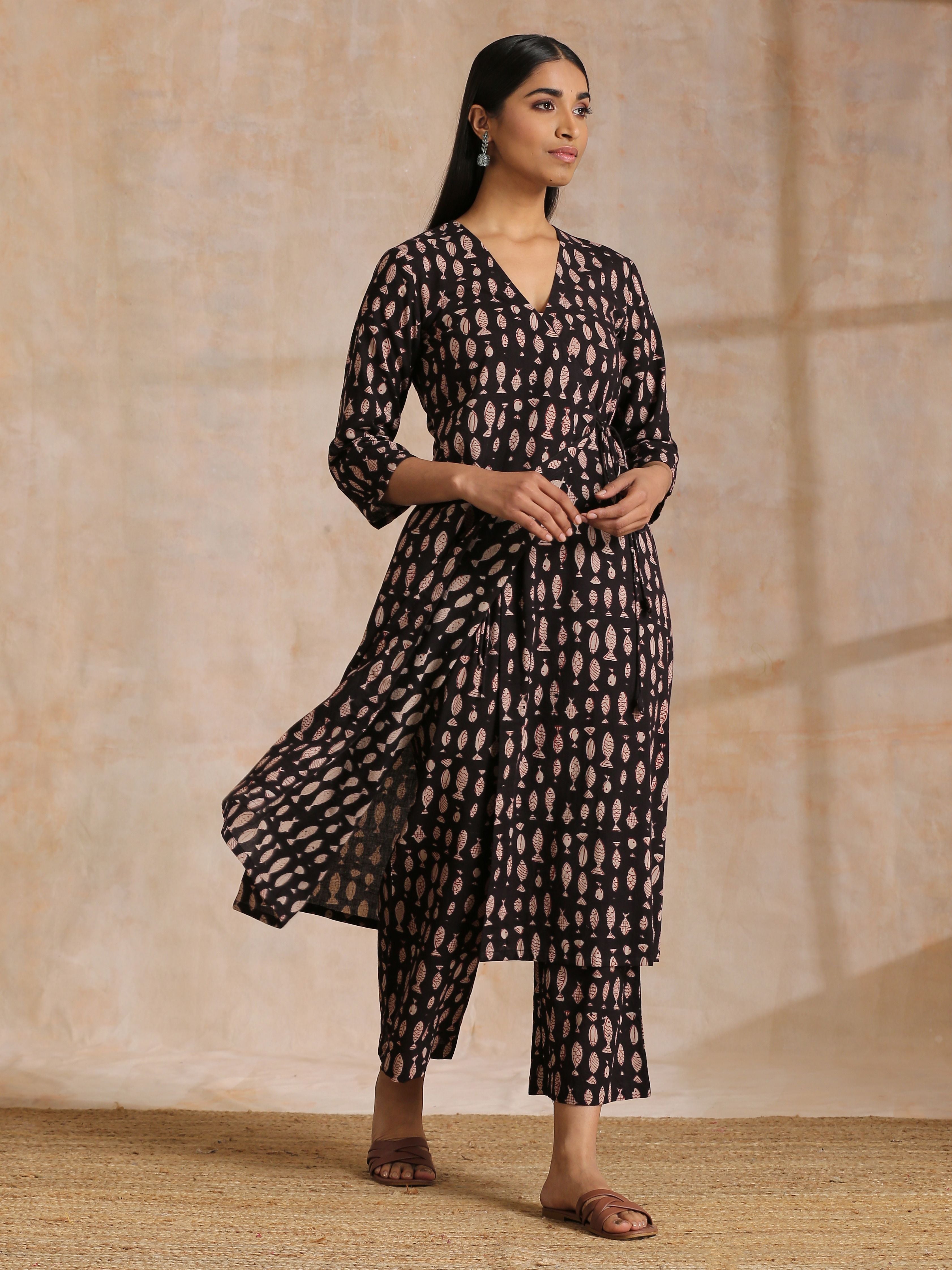 trueBrowns Black Fish Bagru Print Cotton Angrakha Pant Set