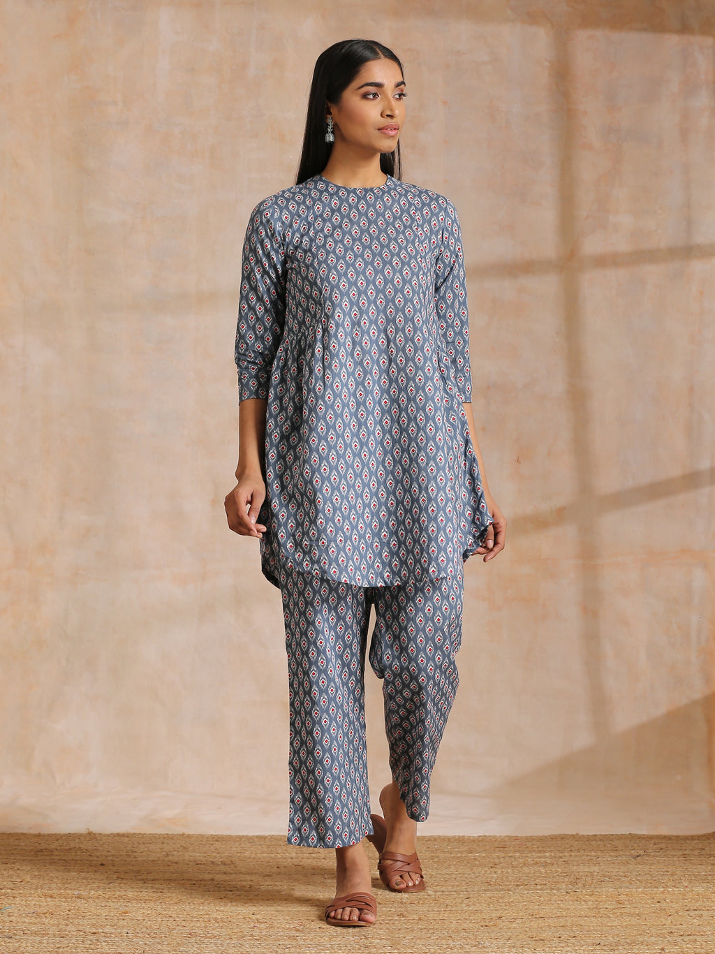 trueBrowns Steel Grey Ikat Print Cotton Gathers Co-Ord Set