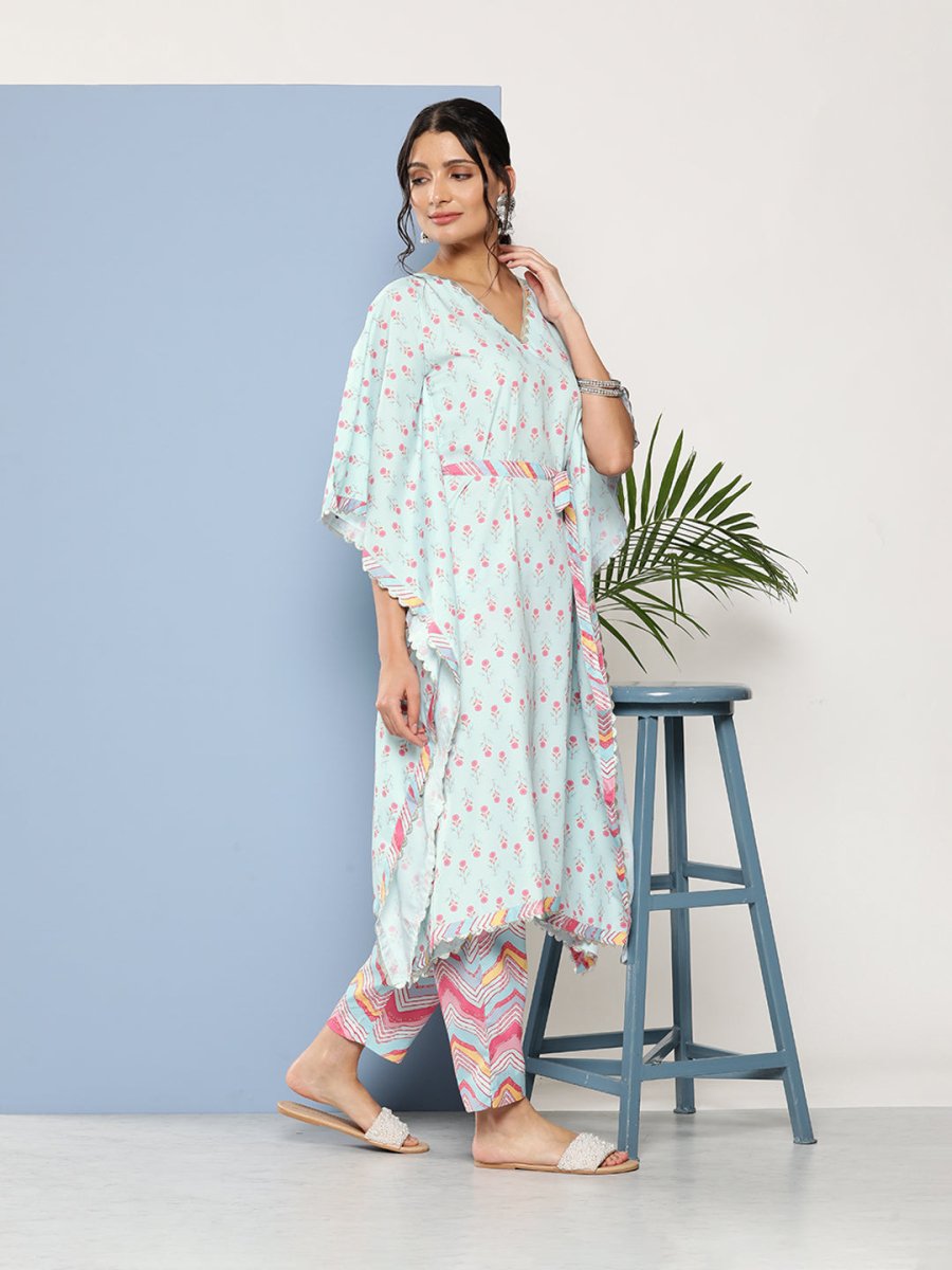 Ahalyaa Women Sea Green Floral Printed Gotta Patti Kurta with Trousers