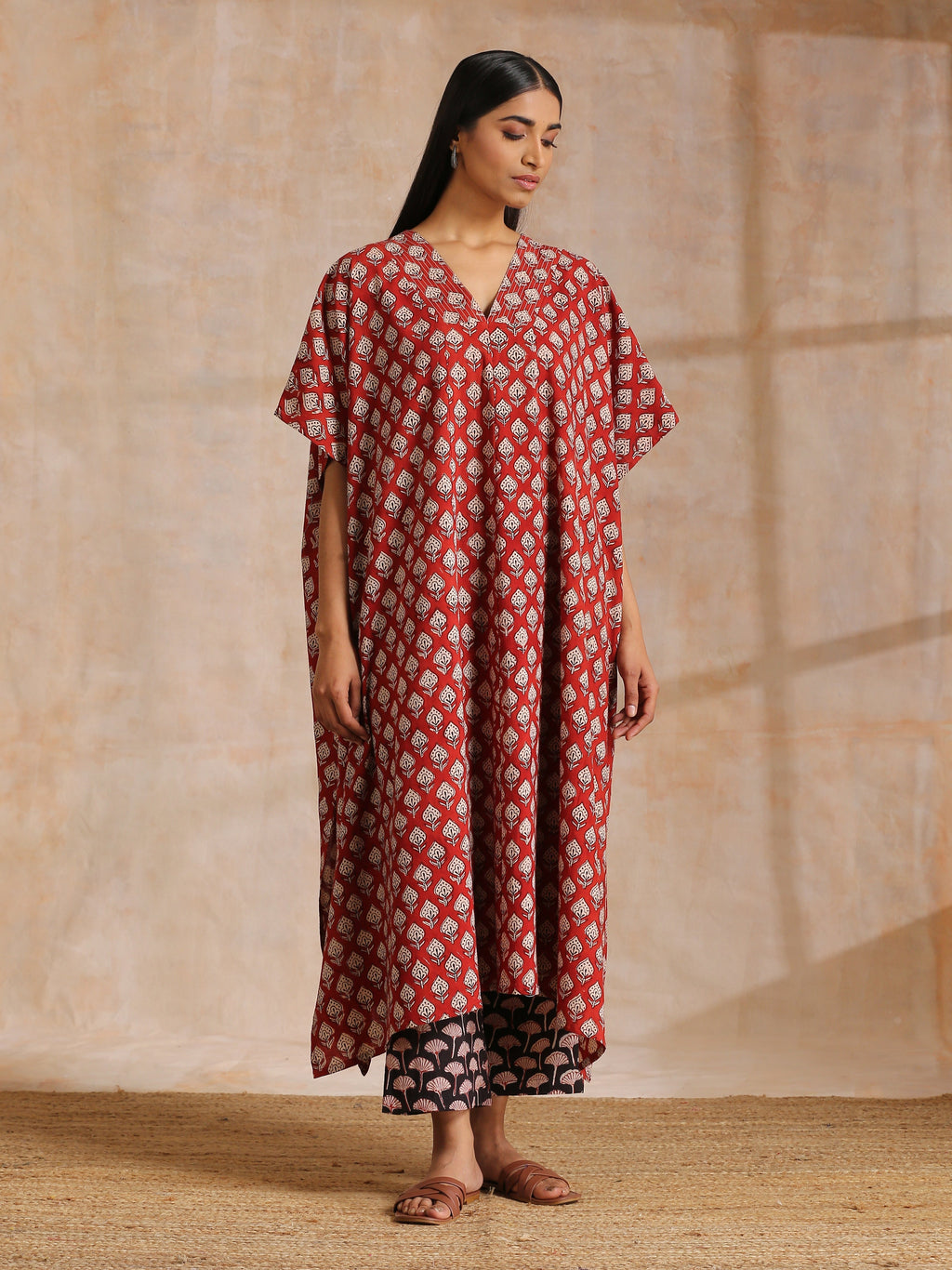 trueBrowns Rust Red Bagru Floral Print Cotton Panel Kaftan Kurta Pant Set