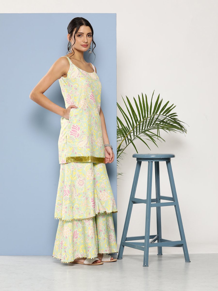 Ahalyaa Women Sea Green Floral Printed Gotta Patti Kurti with Sharara & With Dupatta