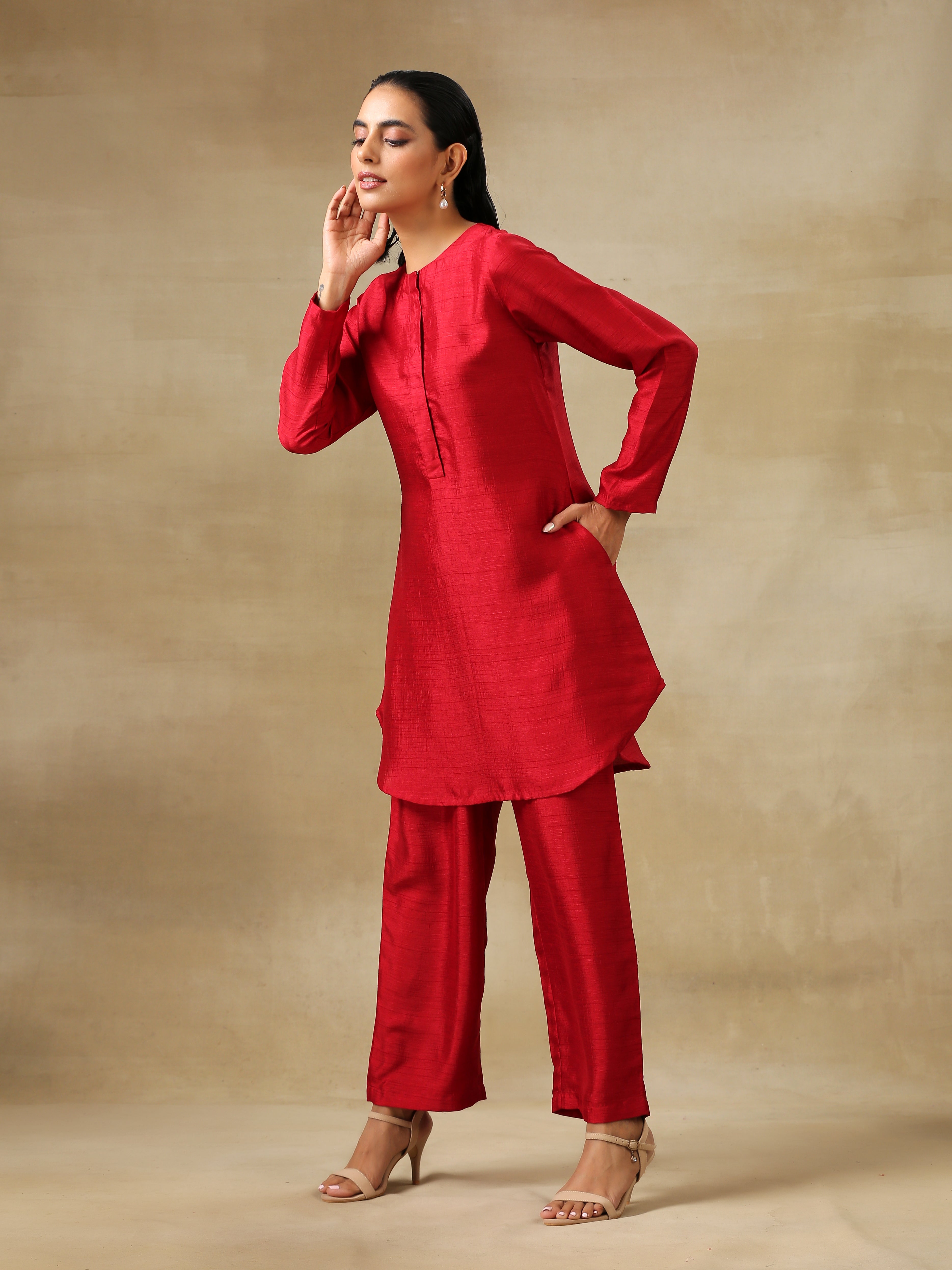 trueBrowns Maroon Textured Silk Front Placket Co-Ord Set