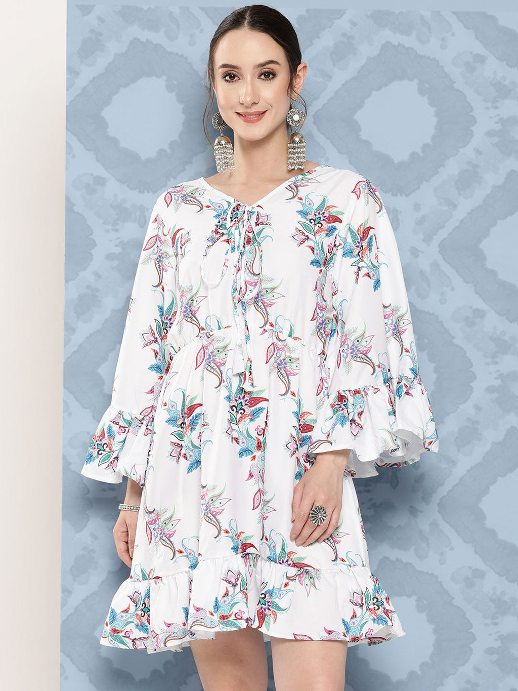 InWeave Women's White Floral Paisley Print Short Dress
