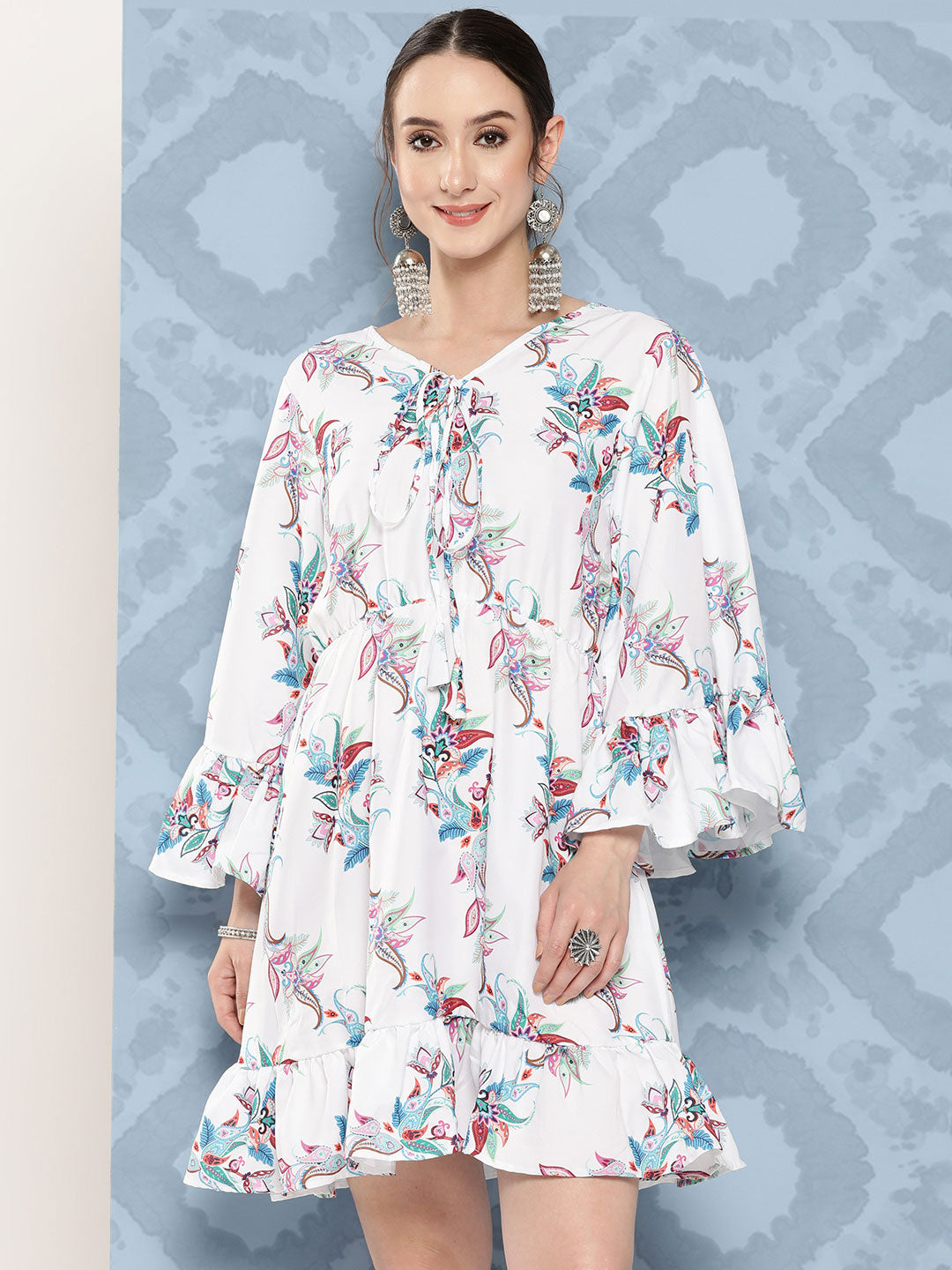 InWeave Women's White Floral Paisley Print Short Dress
