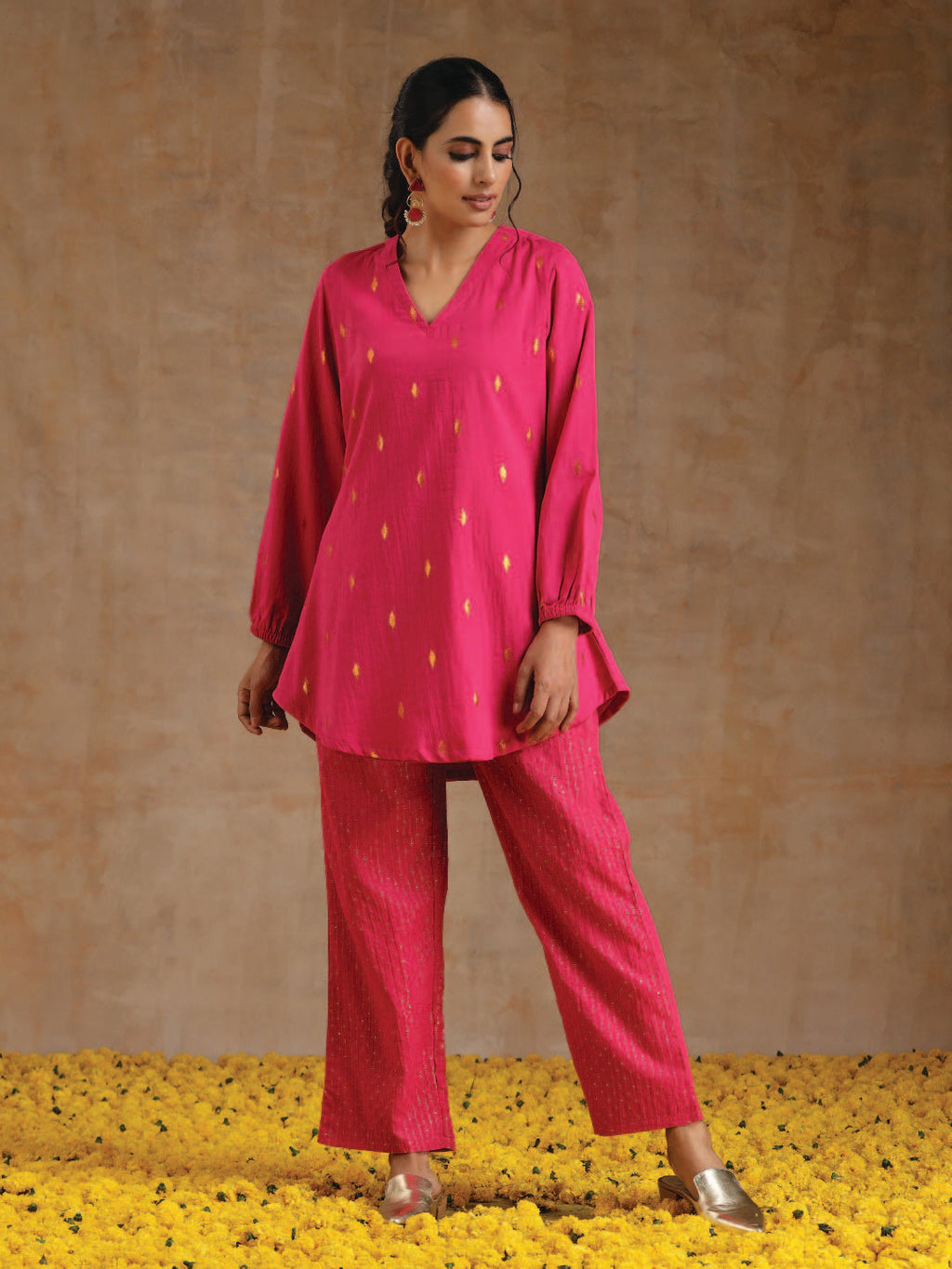 trueBrowns Pink Gold Cotton Short Co-Ord Set