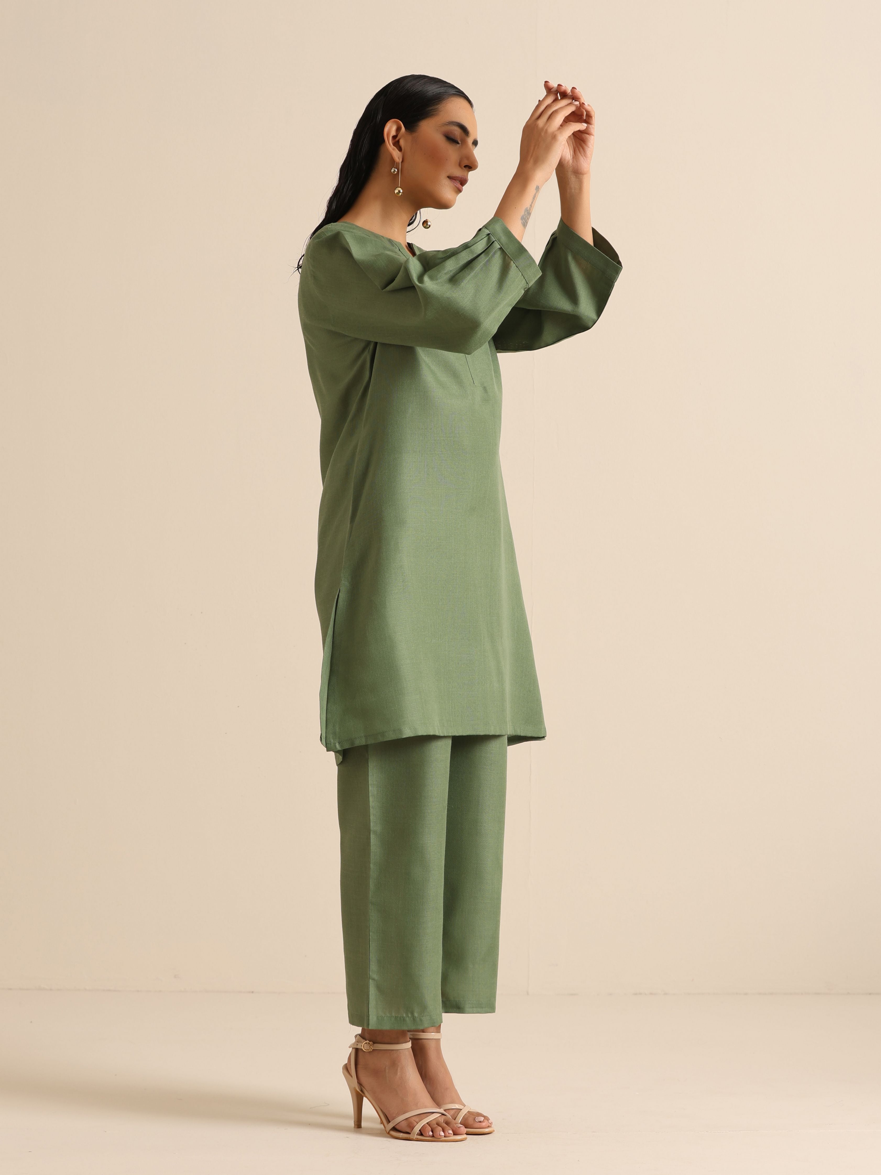 trueBrowns Olive Green Slub Relaxed Placket Co-Ord Set