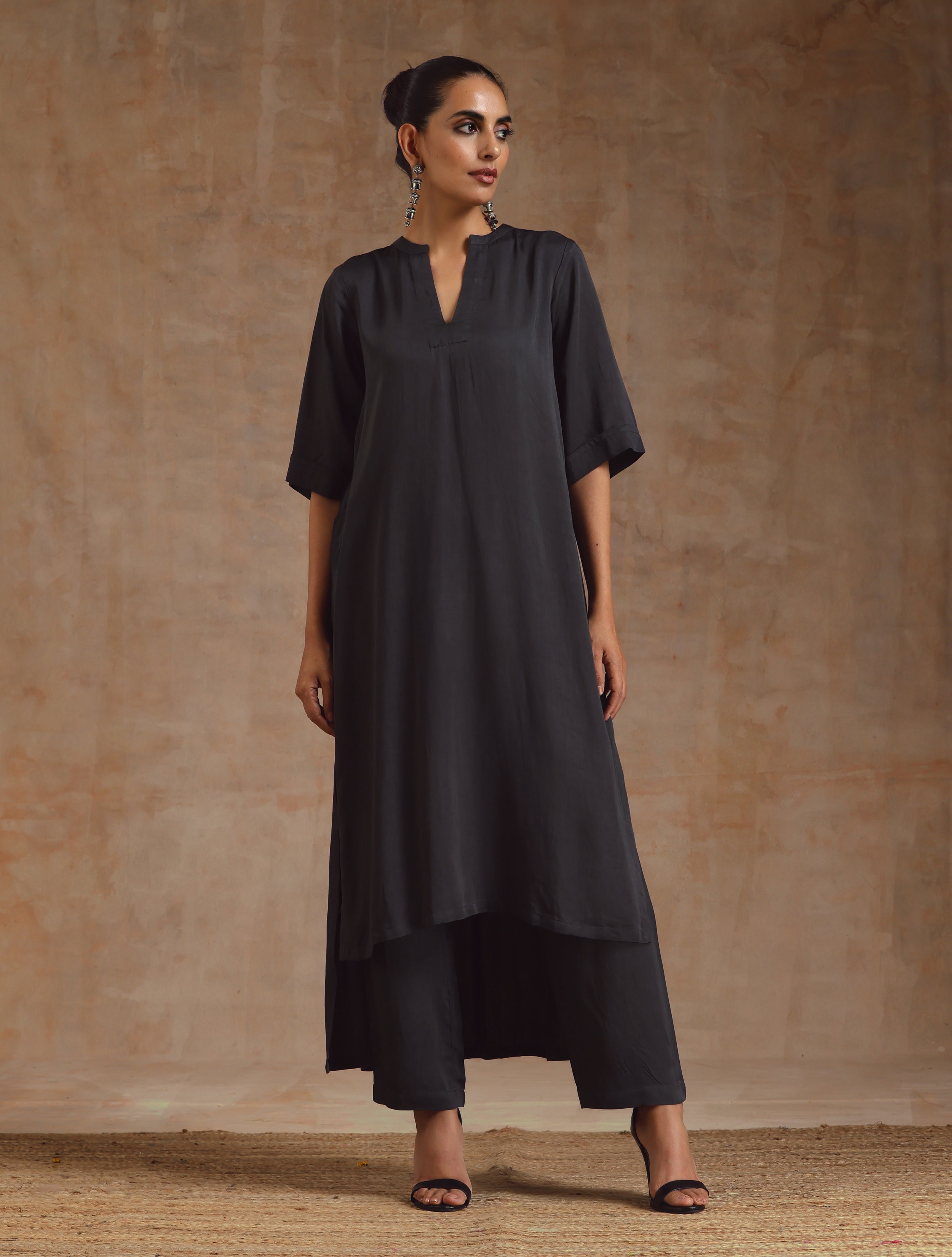 trueBrowns Grey Modal Satin High-Low Relax Kurta Set