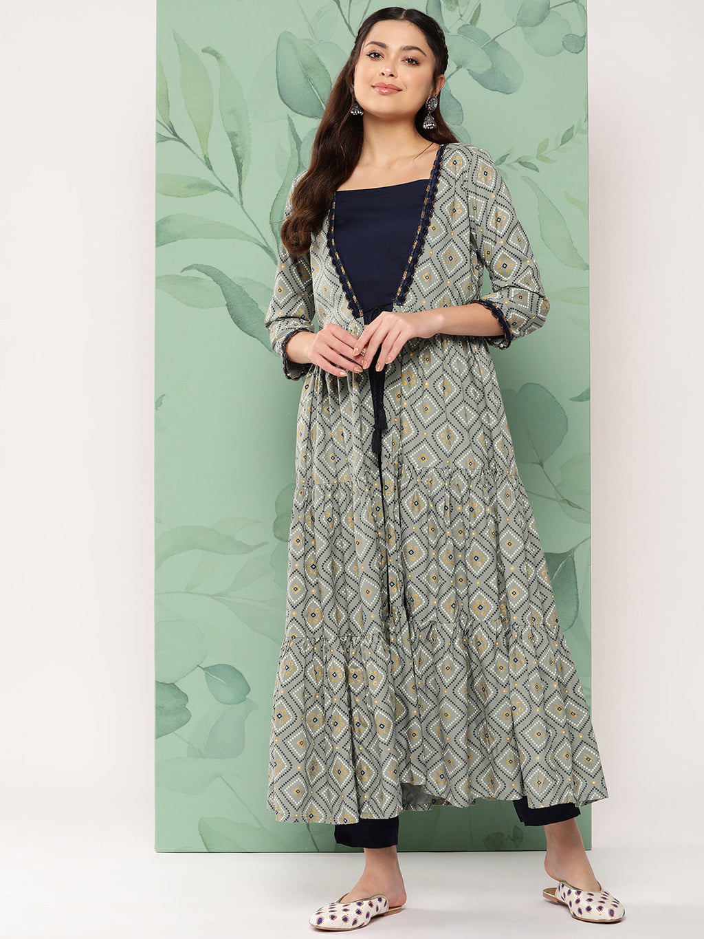 InWeave Women's Navy Top Bottom W Grey Bandhej Long Shrug Set