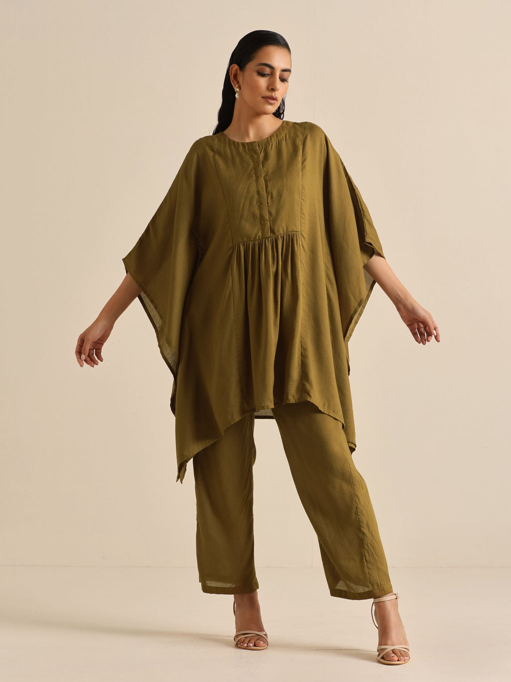 trueBrowns Olive Green Texture Doddy Kaftan Gathered Co-Ord Set