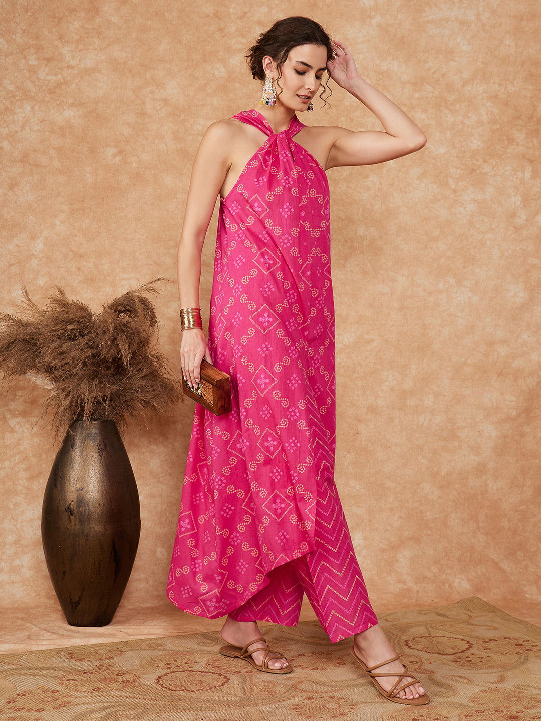 InWeave Women's Fuchsia S Print Twisted Neckline Kurta Pant Set
