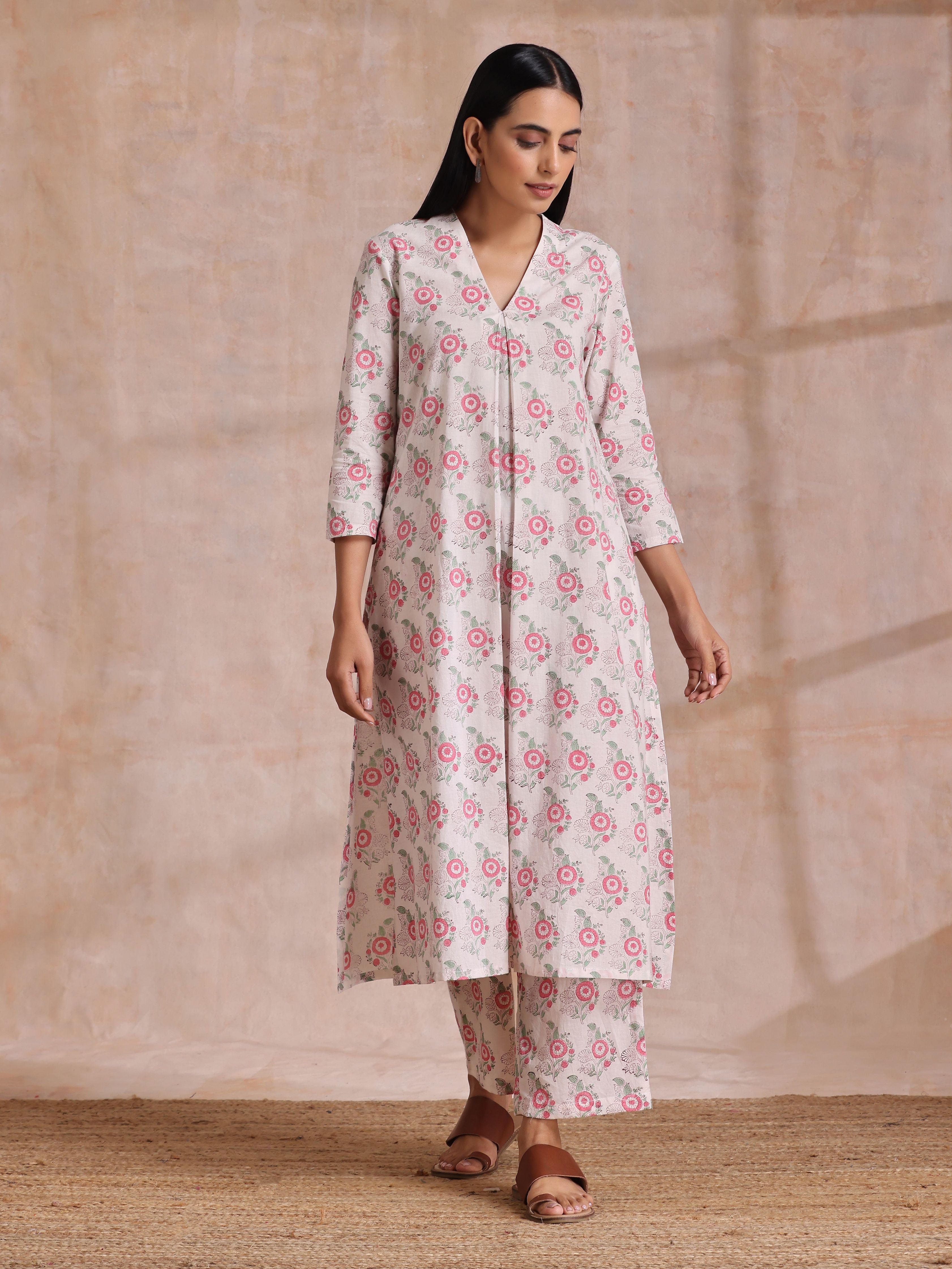 trueBrowns Pink Green Buta On White Block Print Cotton Slit Kurta Pant Set