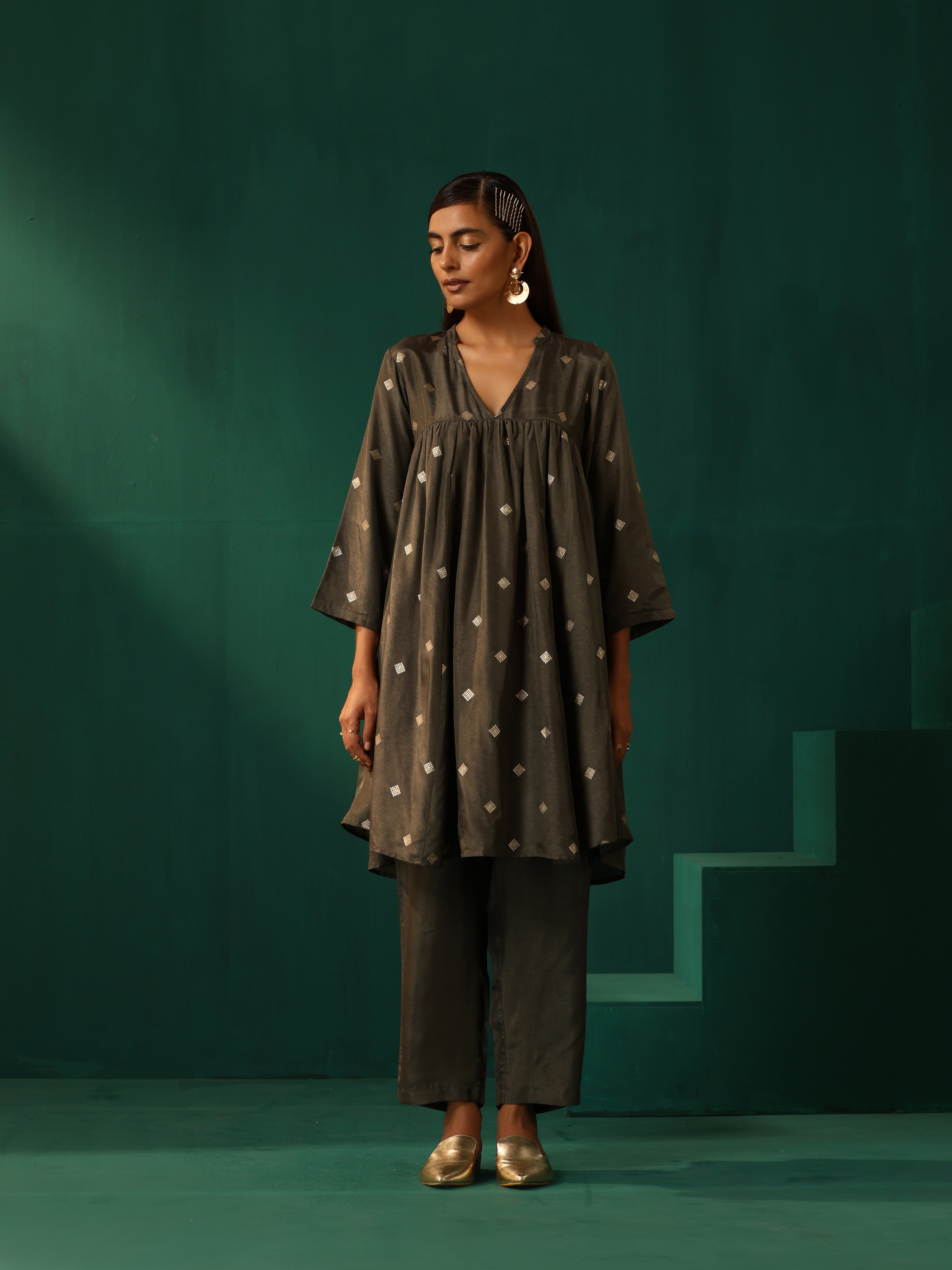 trueBrowns Grey Diamond Viscose Silk Yoke Gathered Co-ord Set