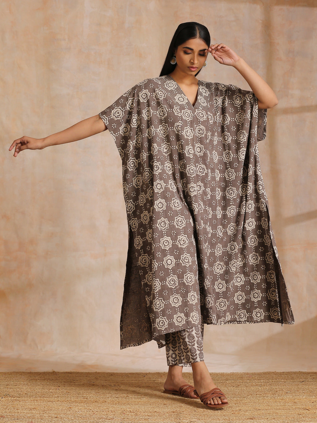 trueBrowns Clay Dabu Overall Print Cotton Panel Kaftan Kurta Pant Set