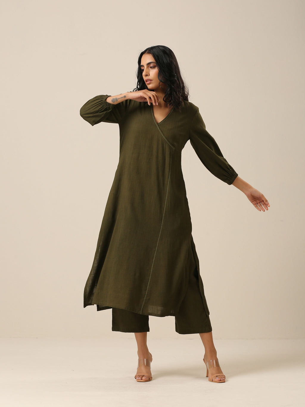 trueBrowns Olive Green Slub Texture Kurta Pant Set