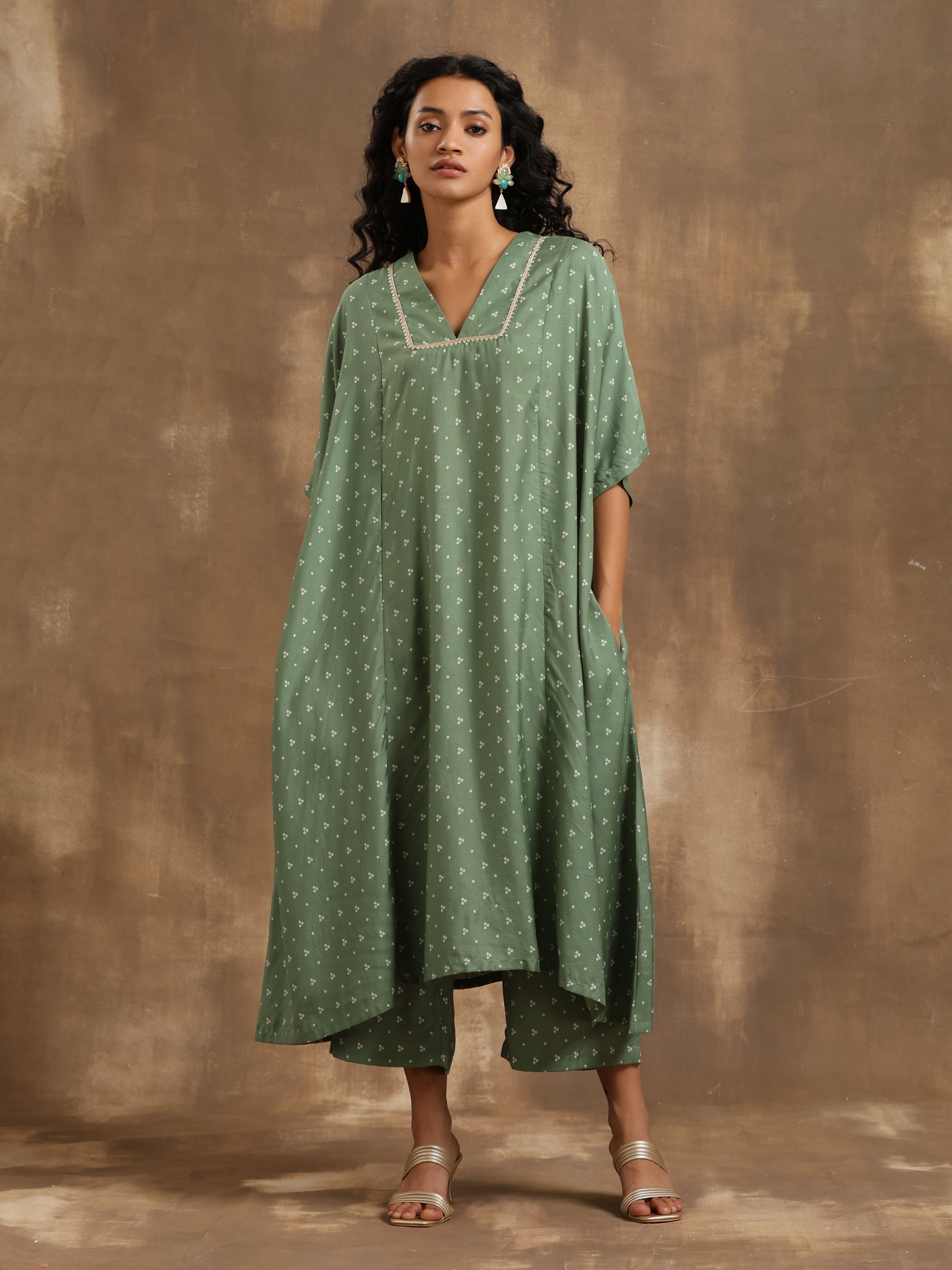 trueBrowns Light Green Bandhani Printed Silk Oversized Kurta Pant Set