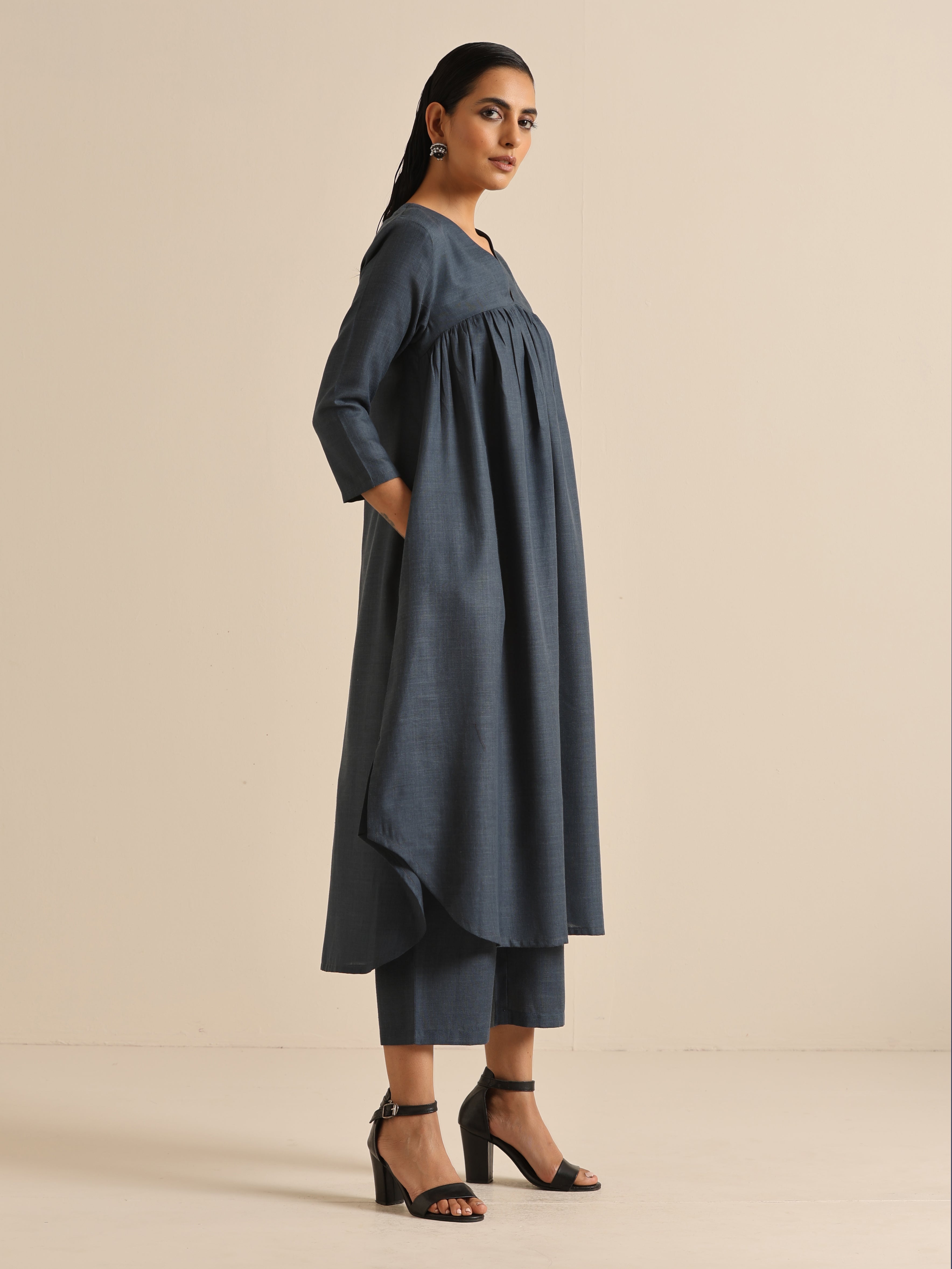 trueBrowns Light Blue Slub Gathered Kurta Pant Set