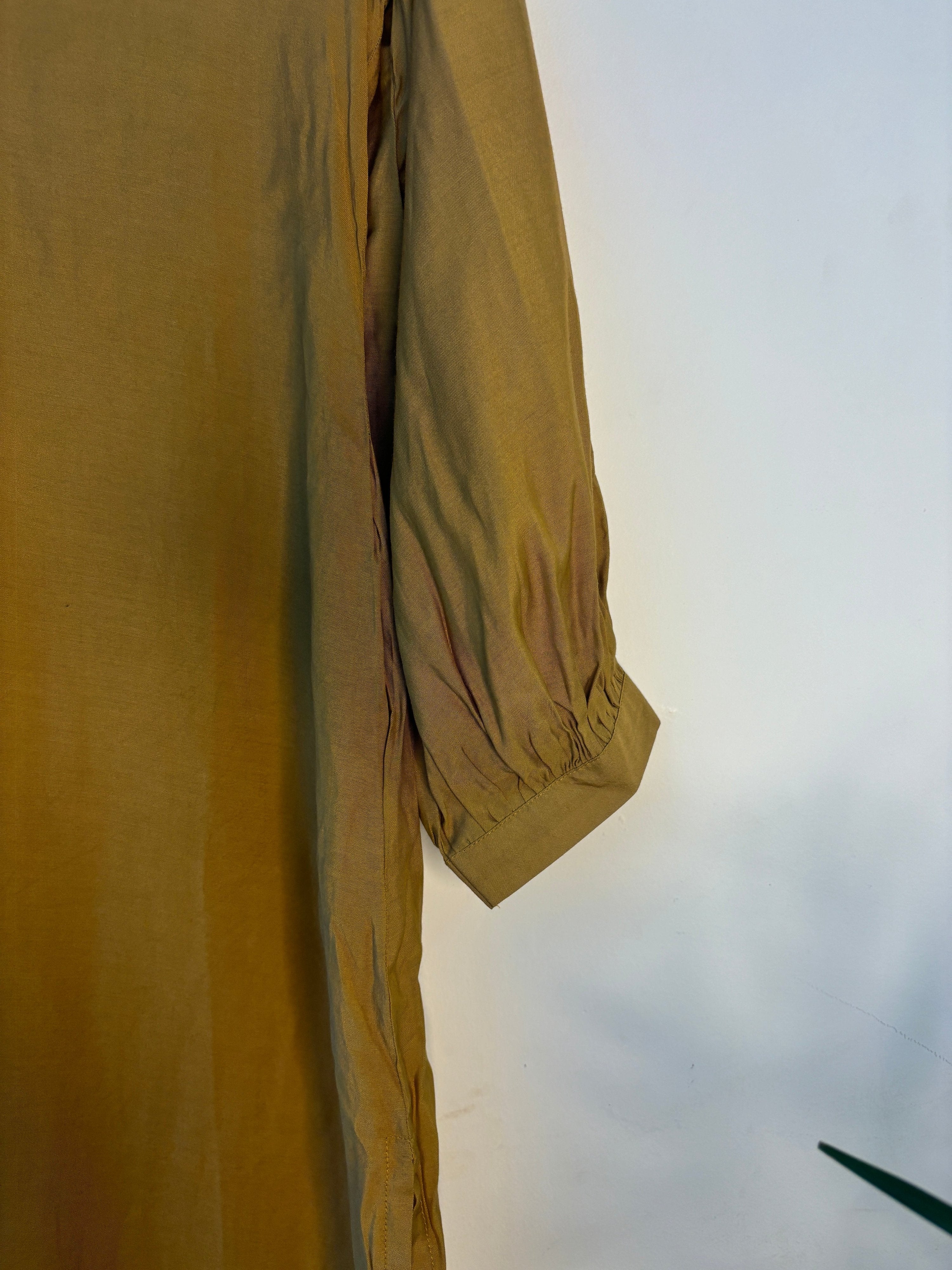 trueBrowns Golden Silk Kurta