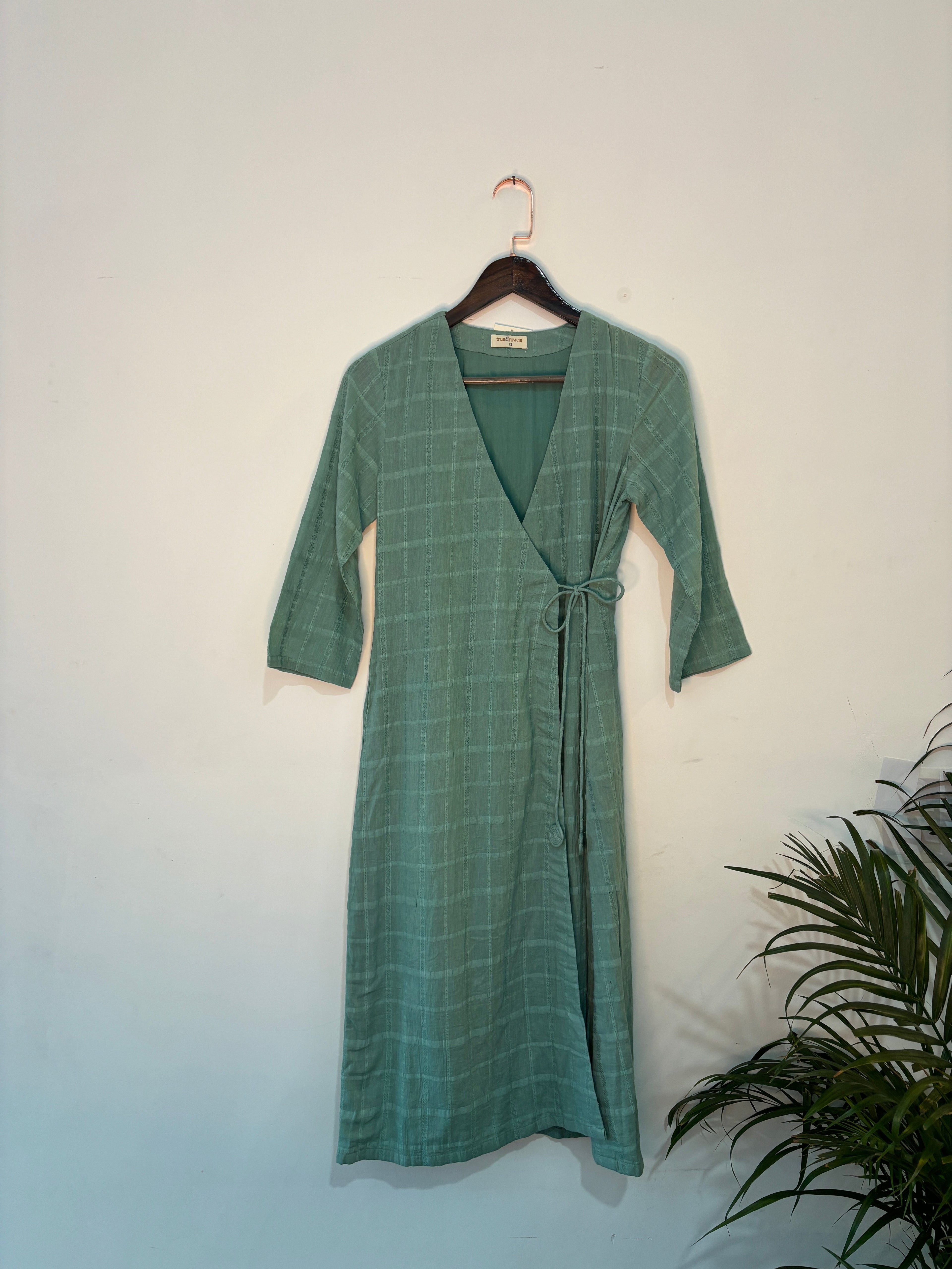 trueBrowns Blue Square Dobby Kurta Set