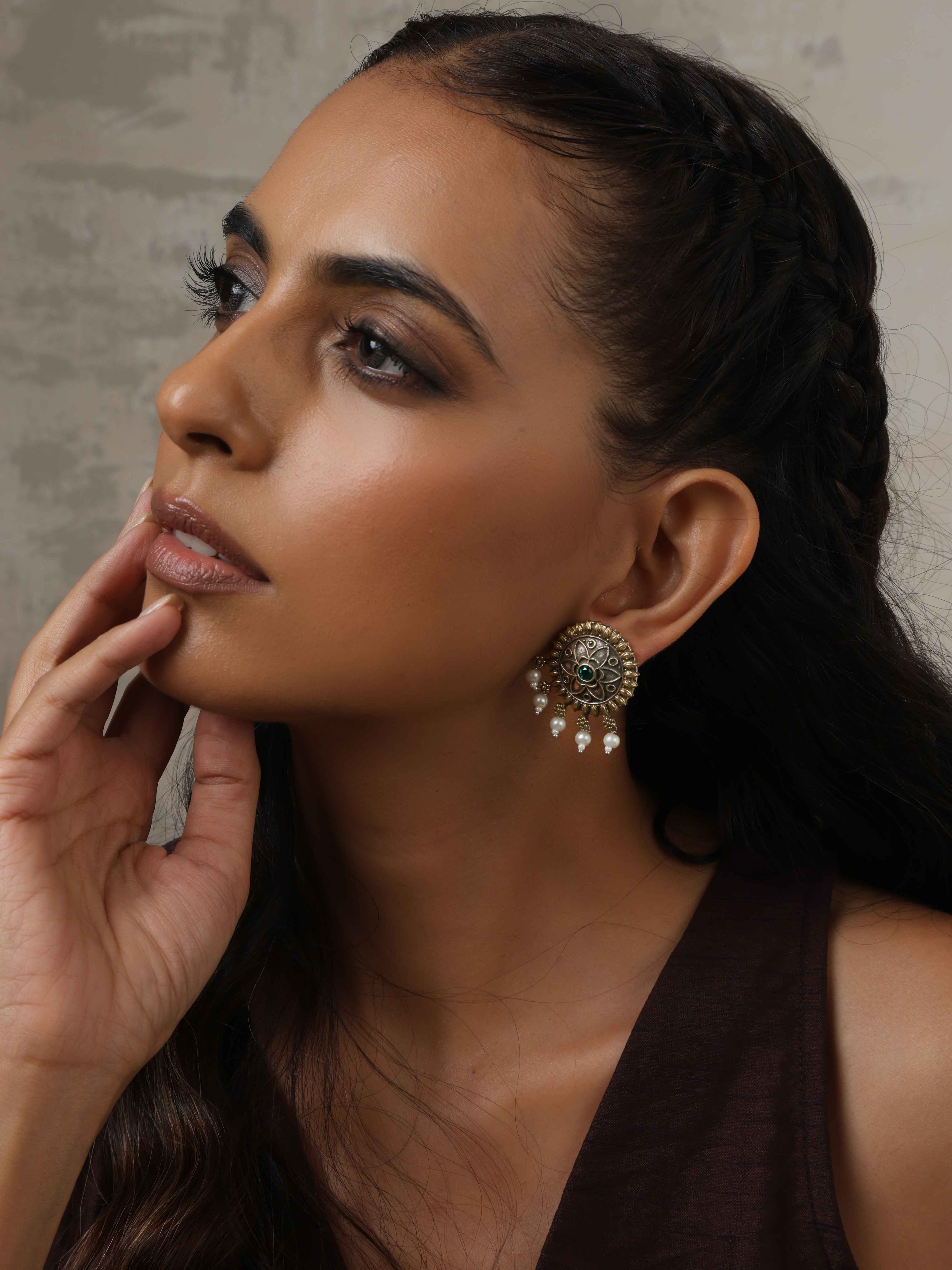 trueBrowns Silver Gold Tone Floral Stud Earrings