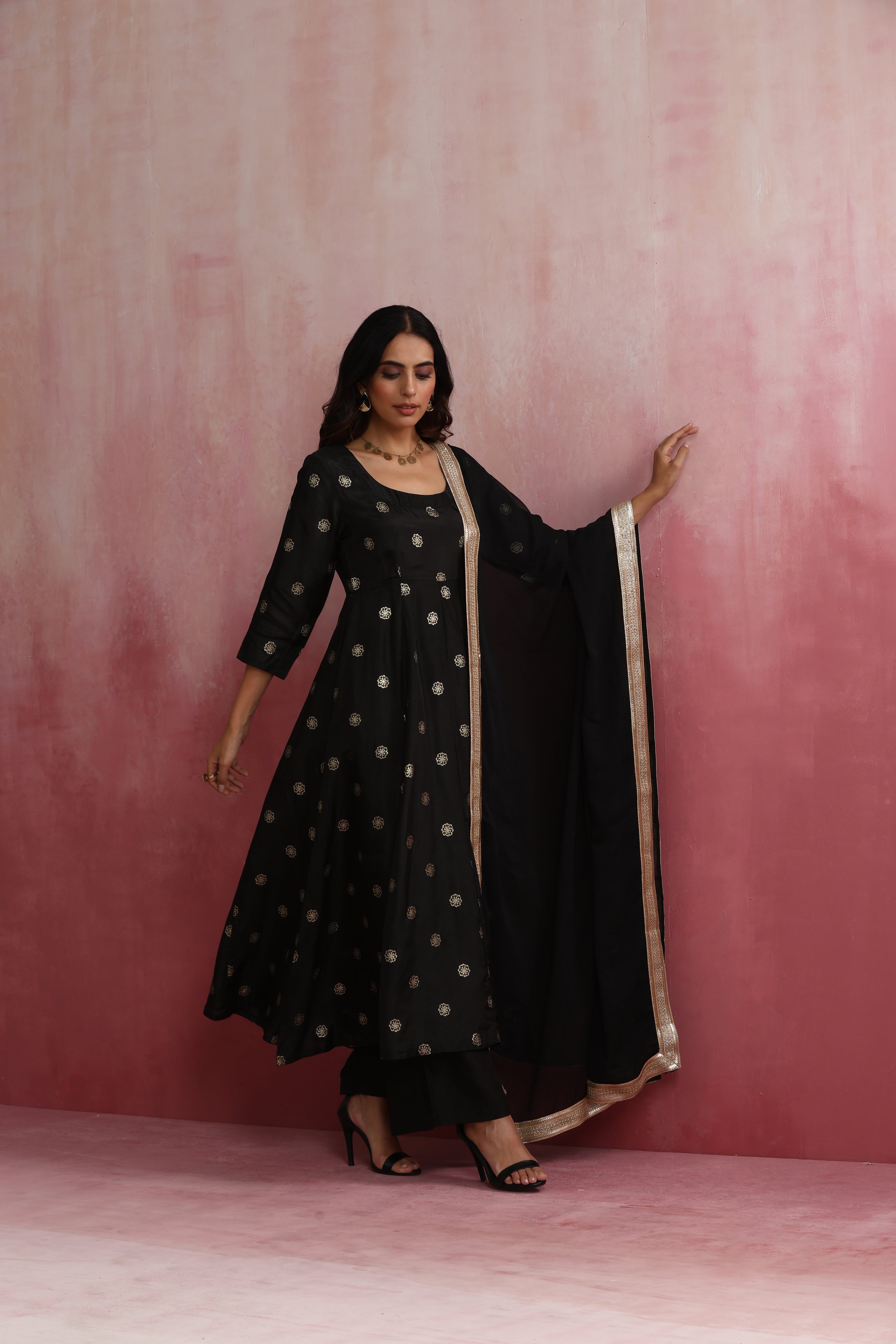 trueBrowns Black Viscose Silk Kurta Set