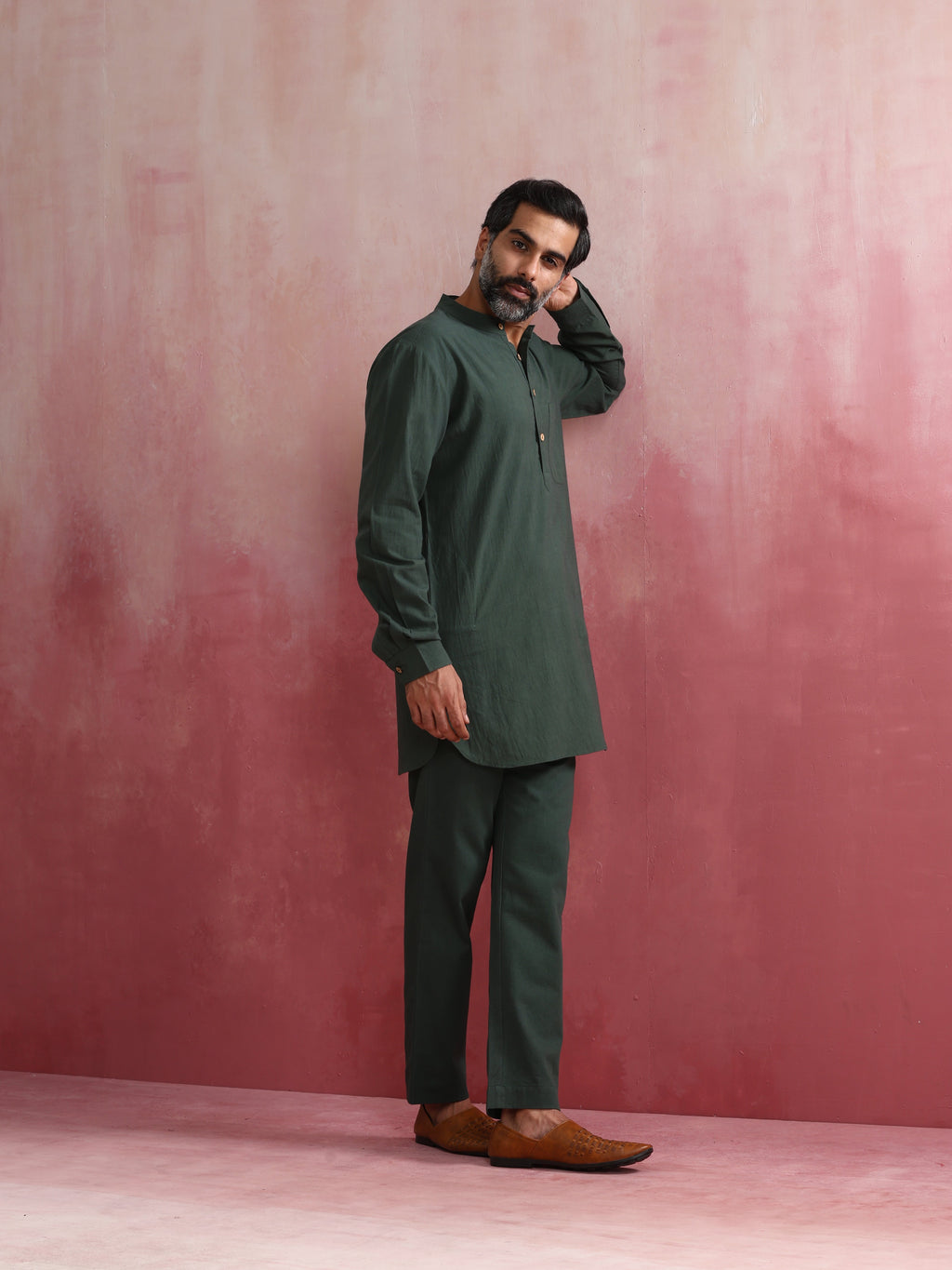 trueBrowns Men's Green Cotton Mandarin Collar Kurta Co-ord set