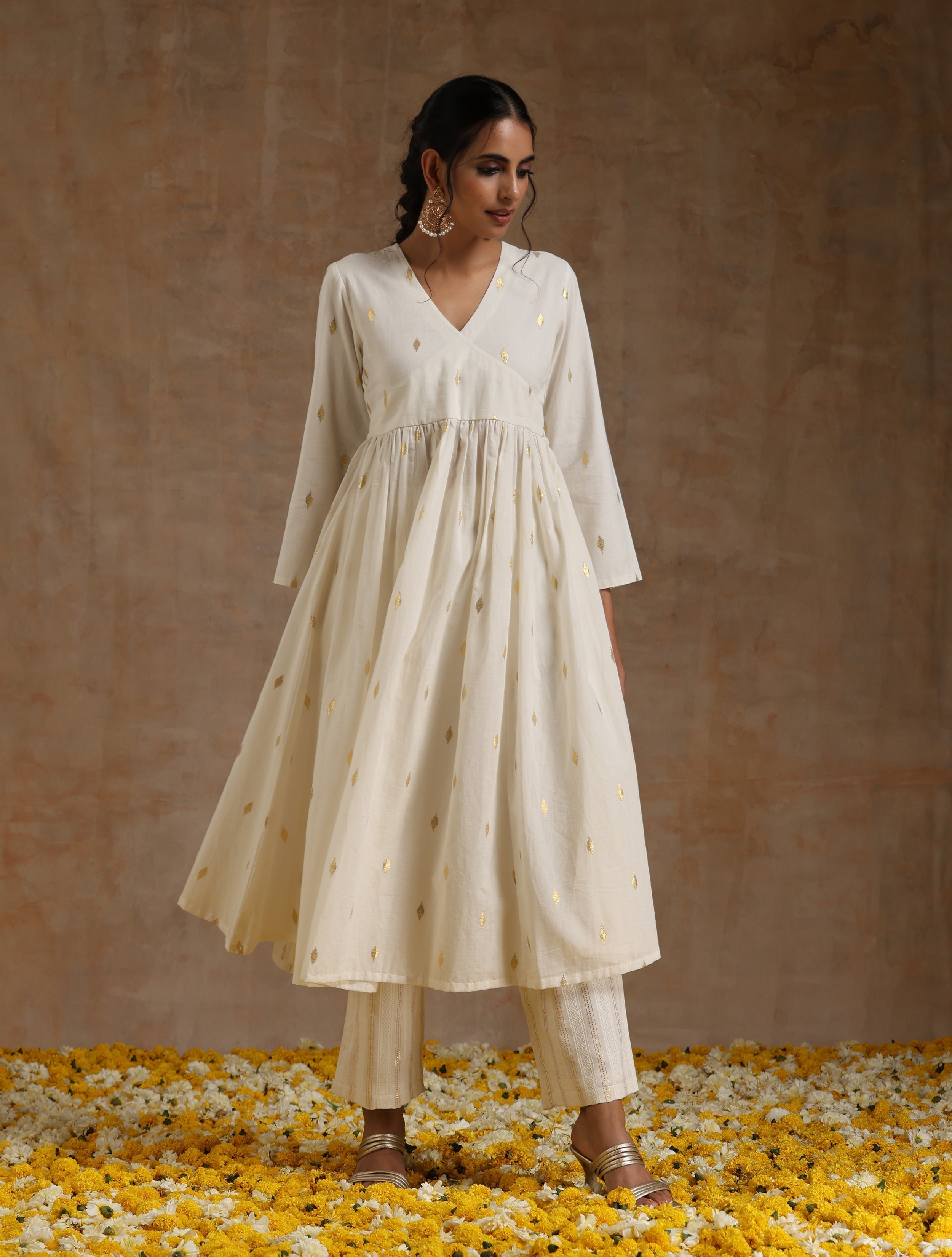 trueBrowns Ivory Gold Cotton Kalidar Kurta Set