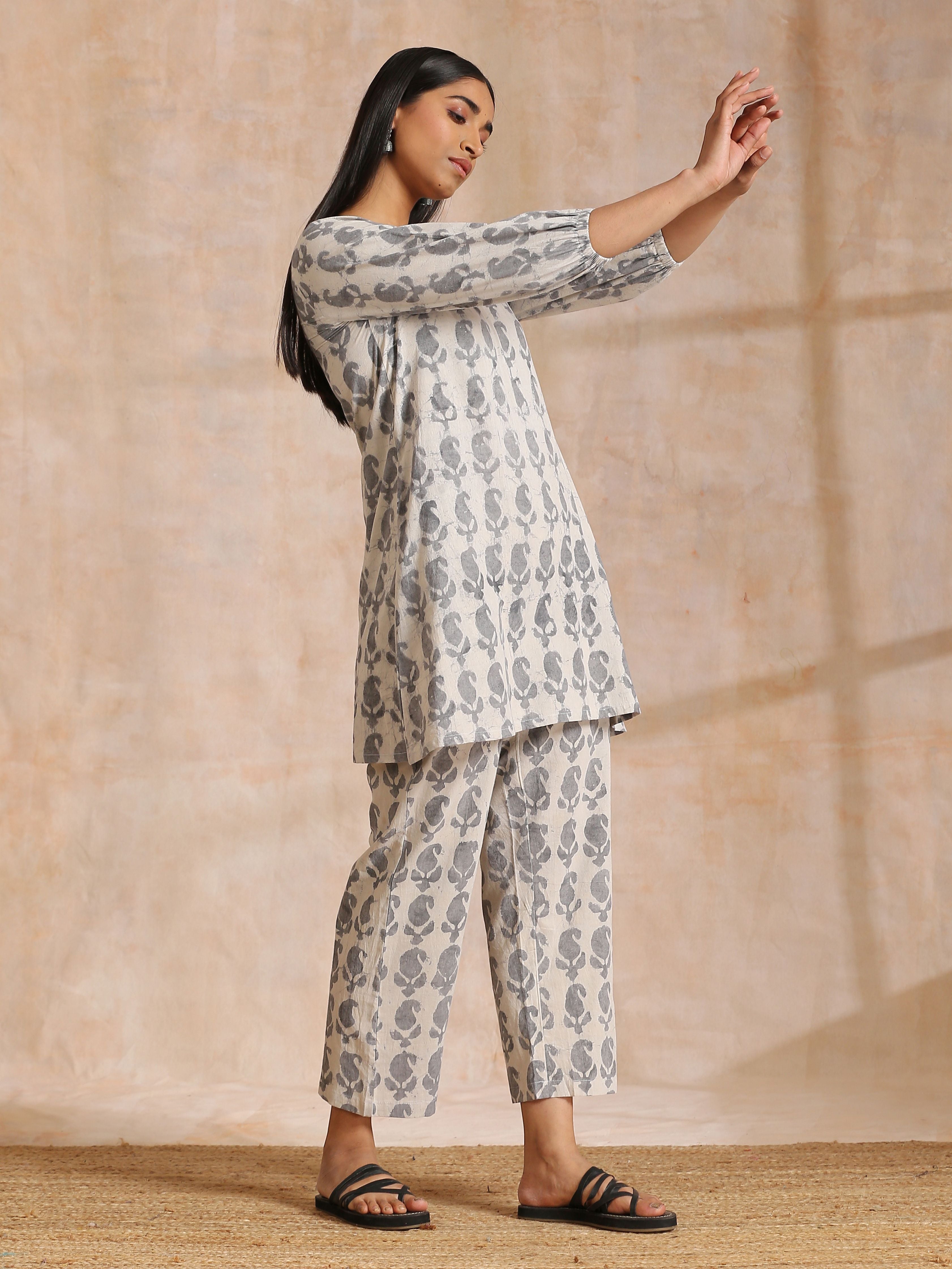 trueBrowns Grey Dabu Buta Print Cotton V-Square Neck Co-Ord Set