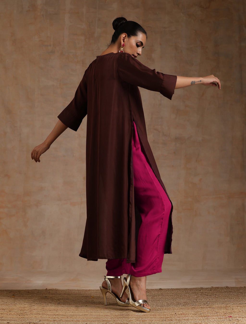 trueBrowns Cola Brown Modal Satin Neck Pleat Kurta Set