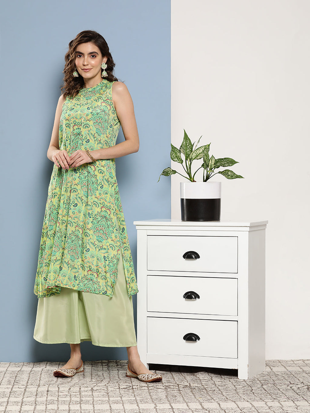 InWeave Women's Green Pastel Print Halter Kurta Set