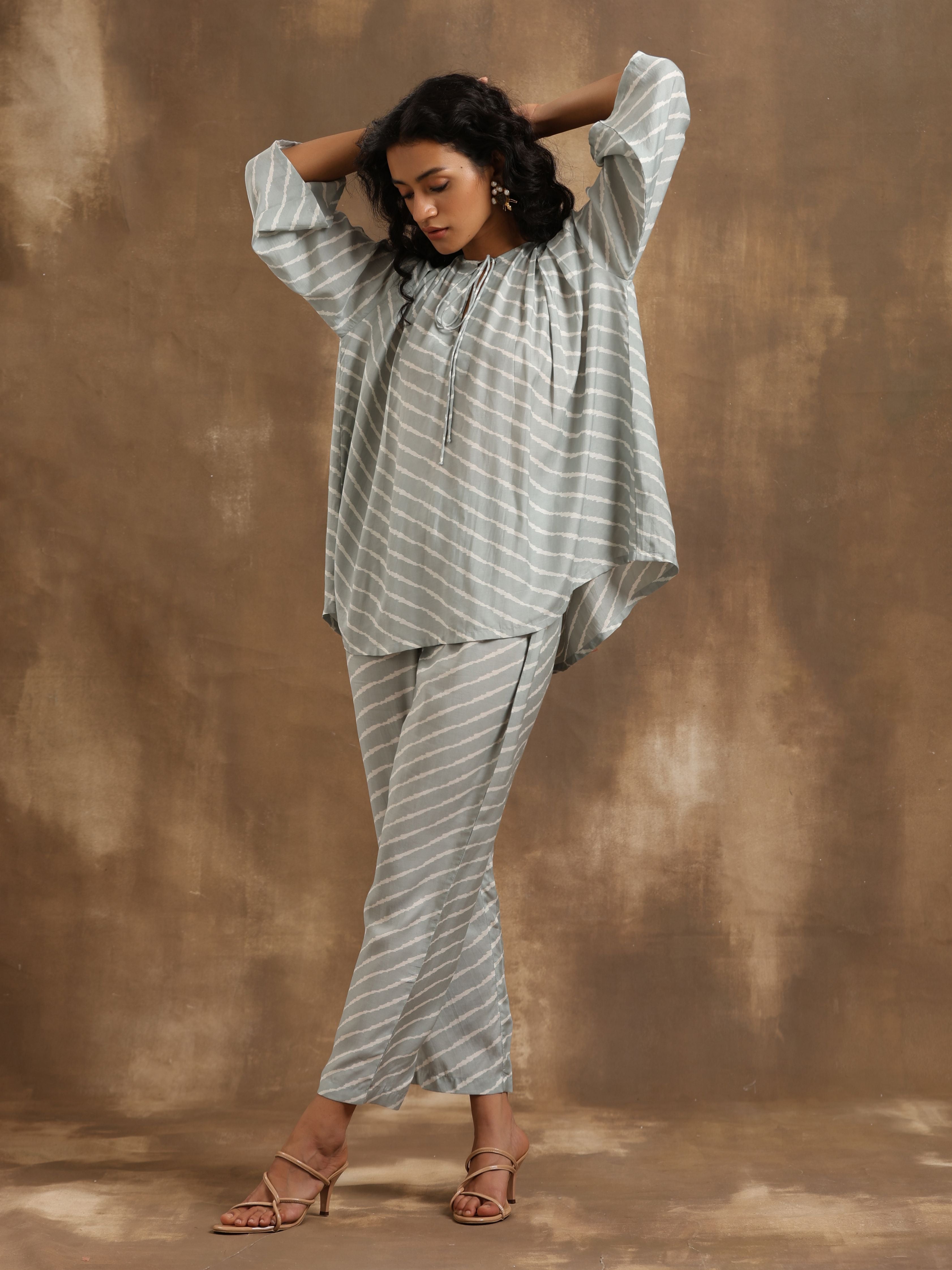 trueBrowns Grey Lehariya Printed Silk Co-Ord Set