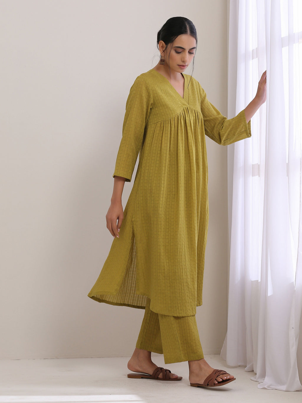 trueBrowns Avacado Green Dobby Flared Slit Kurta Pant Set