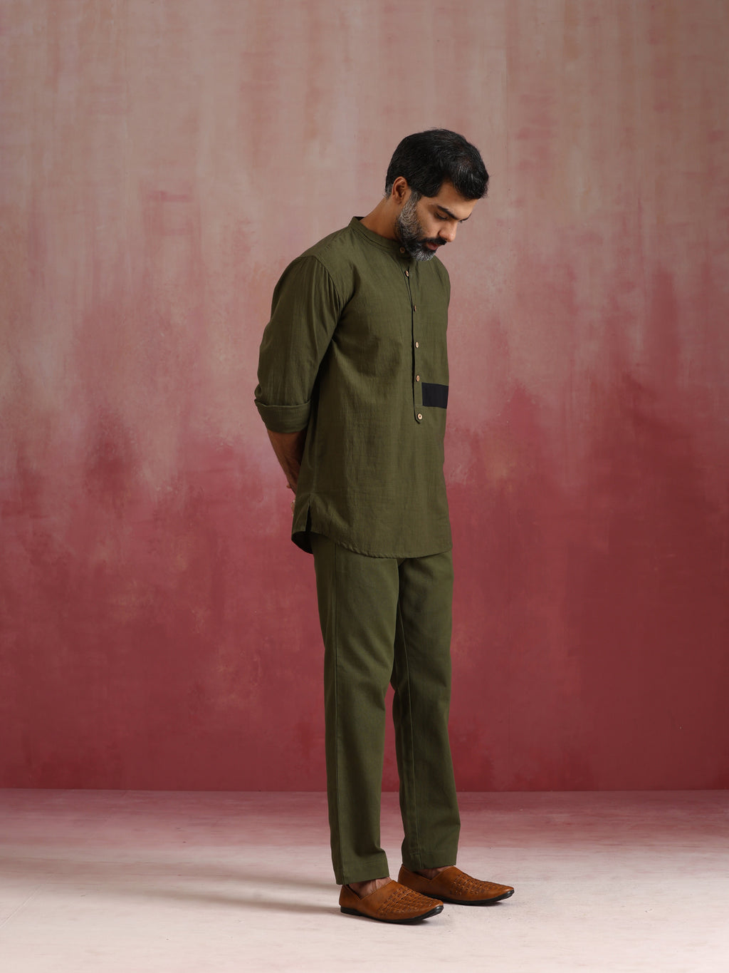 trueBrowns Men's Olive green Cotton Mandarin Collar Kurta Co-ord set