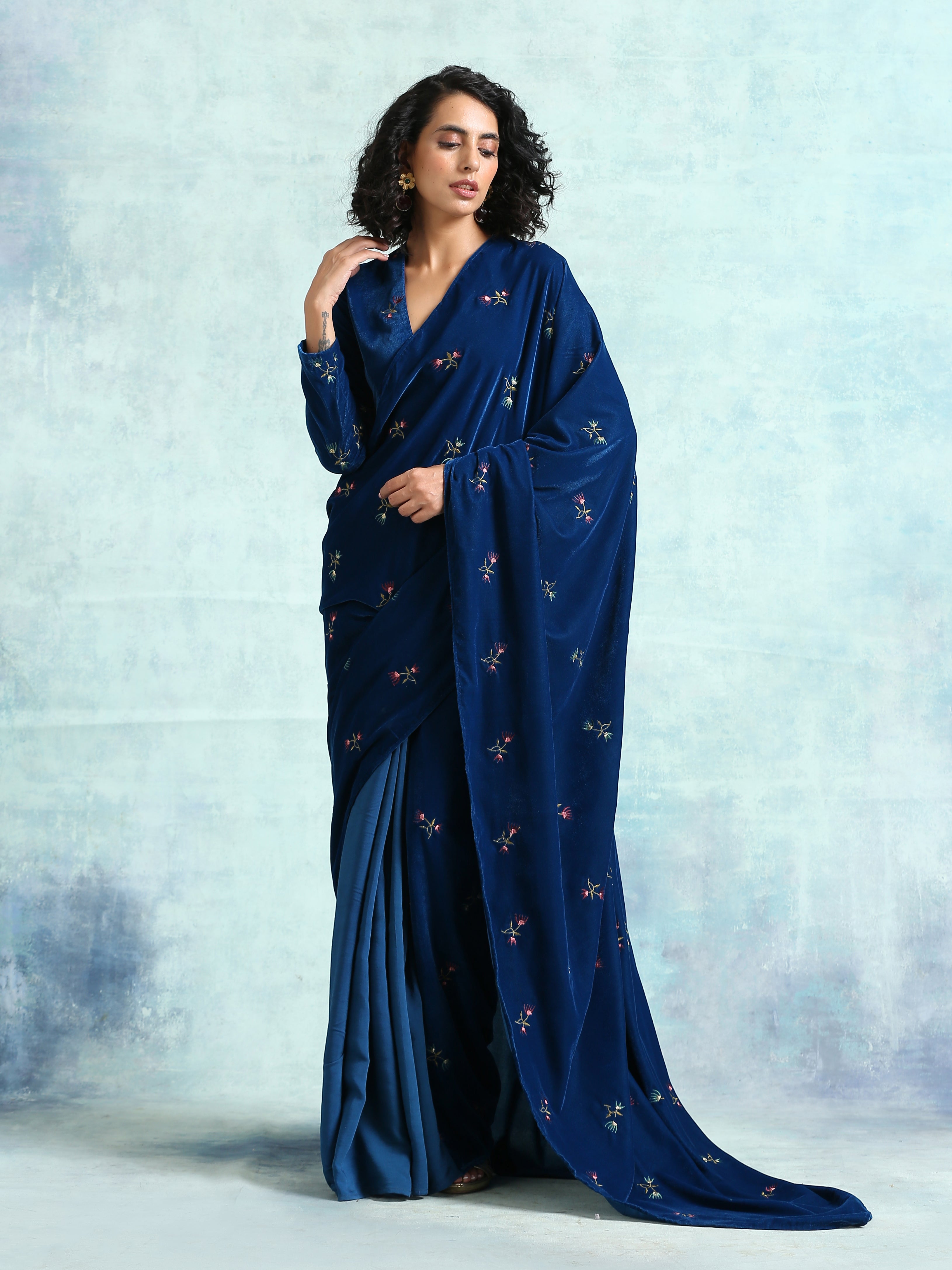 trueBrowns Blue Embroidered Velvet Ready to Wear Saree
