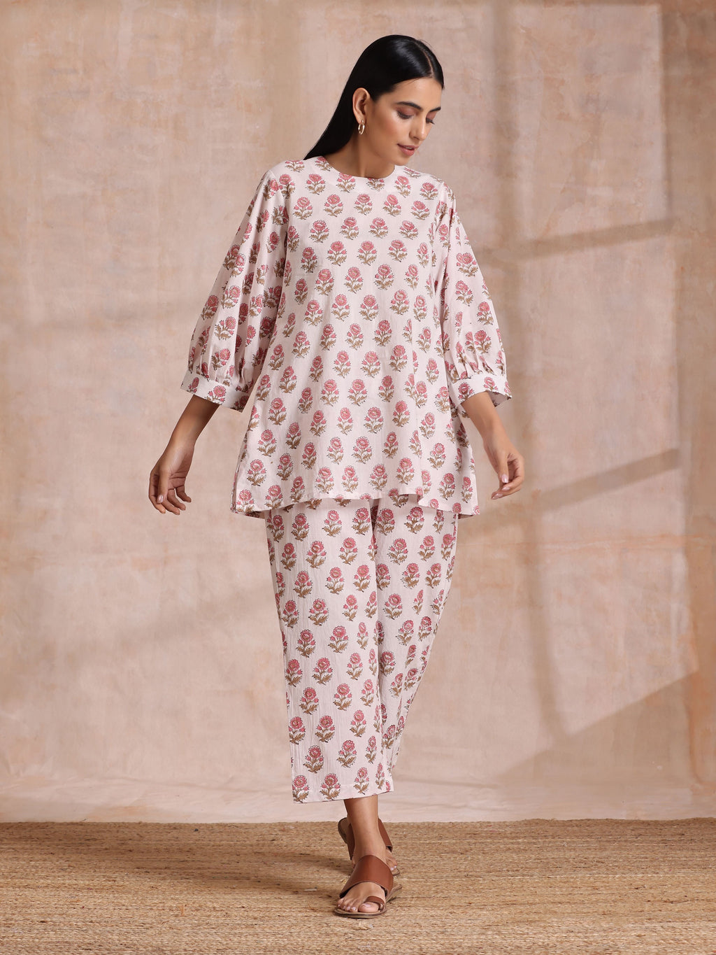 trueBrowns Pink Brown Buta On White Block Print Cotton Baggy Sleeve Co-Ord Set