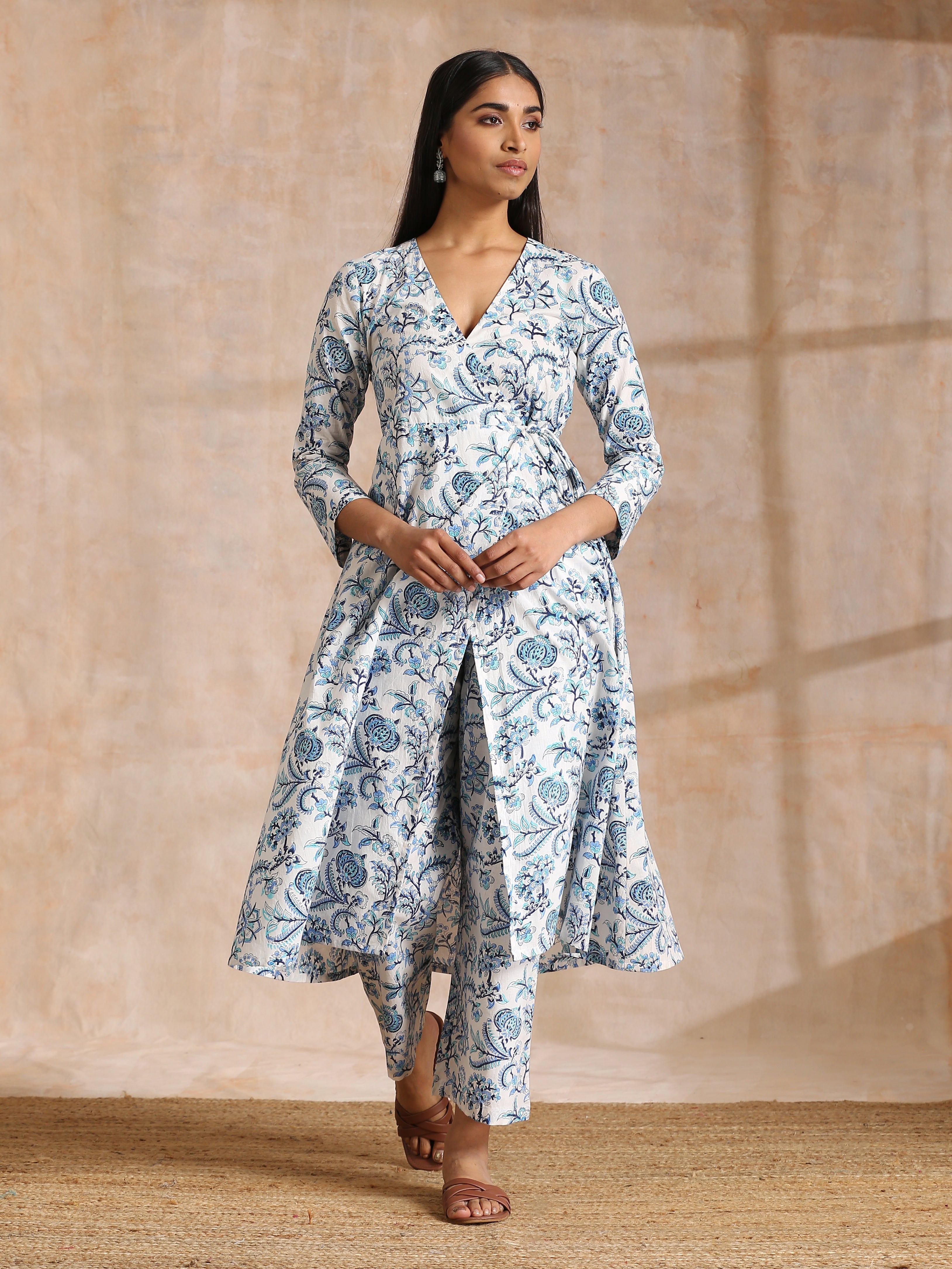 trueBrowns White With Overall Blue Print Cotton Angrakha Kurta Pant Set