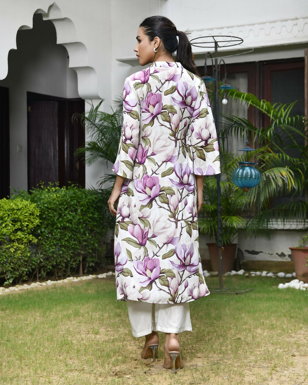 Vaasva Women's Cream Musline Viscose Digital Printed Cord Set