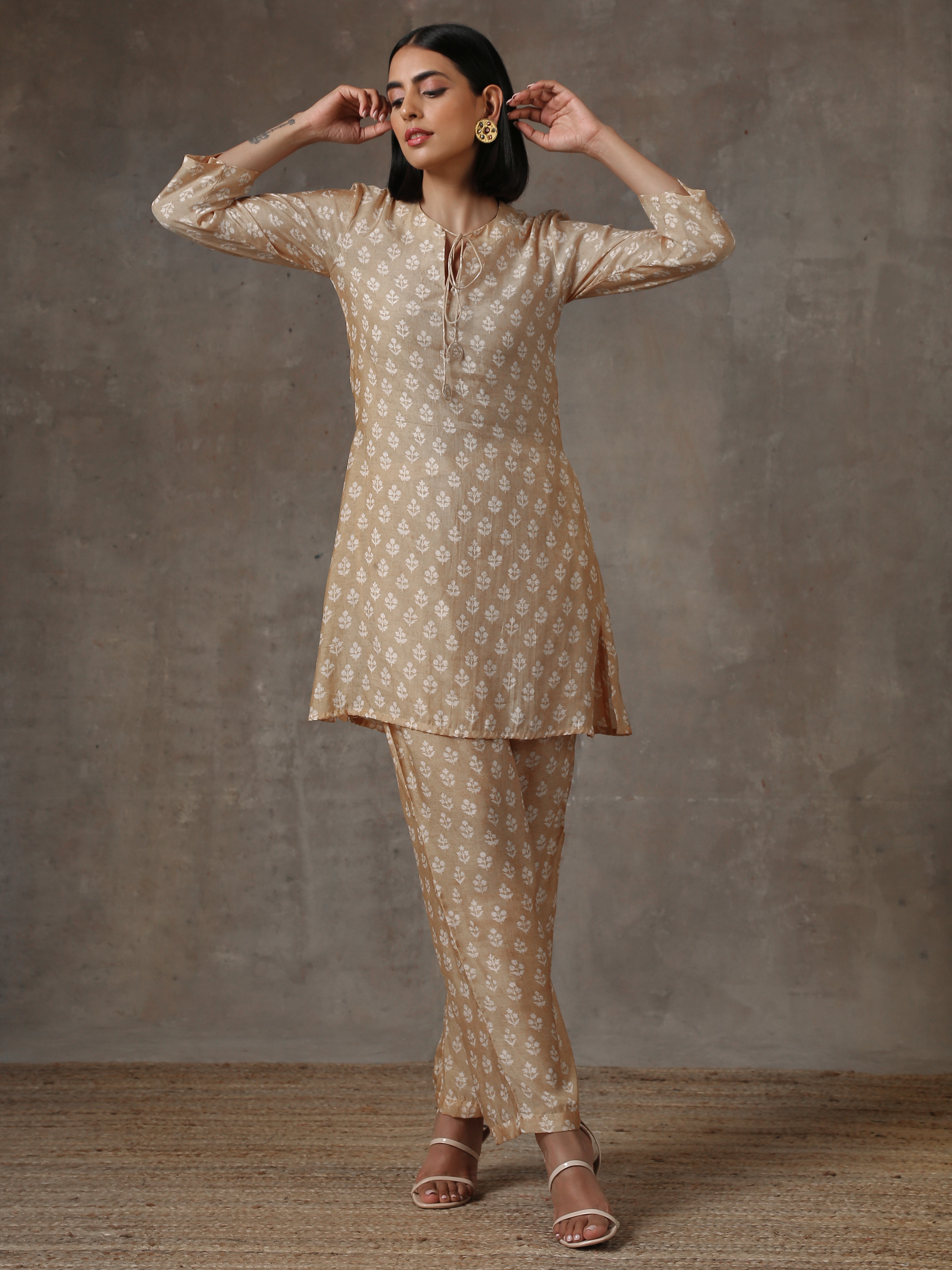 trueBrowns Beige White Printed Silk Co-Ord Set