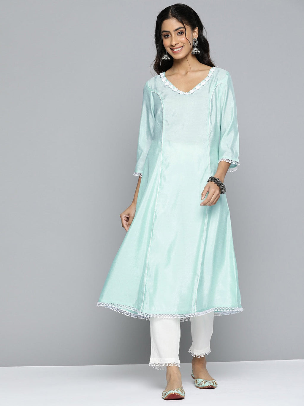 HERE&NOW Women Solid Panelled A-Line Kurta with Trousers