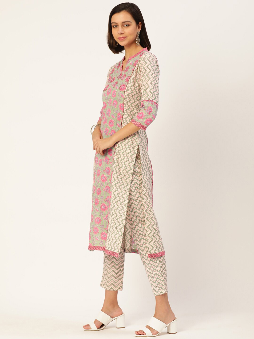 HERE&NOW Women Beige Floral Printed Kurta with Trousers & With Dupatta