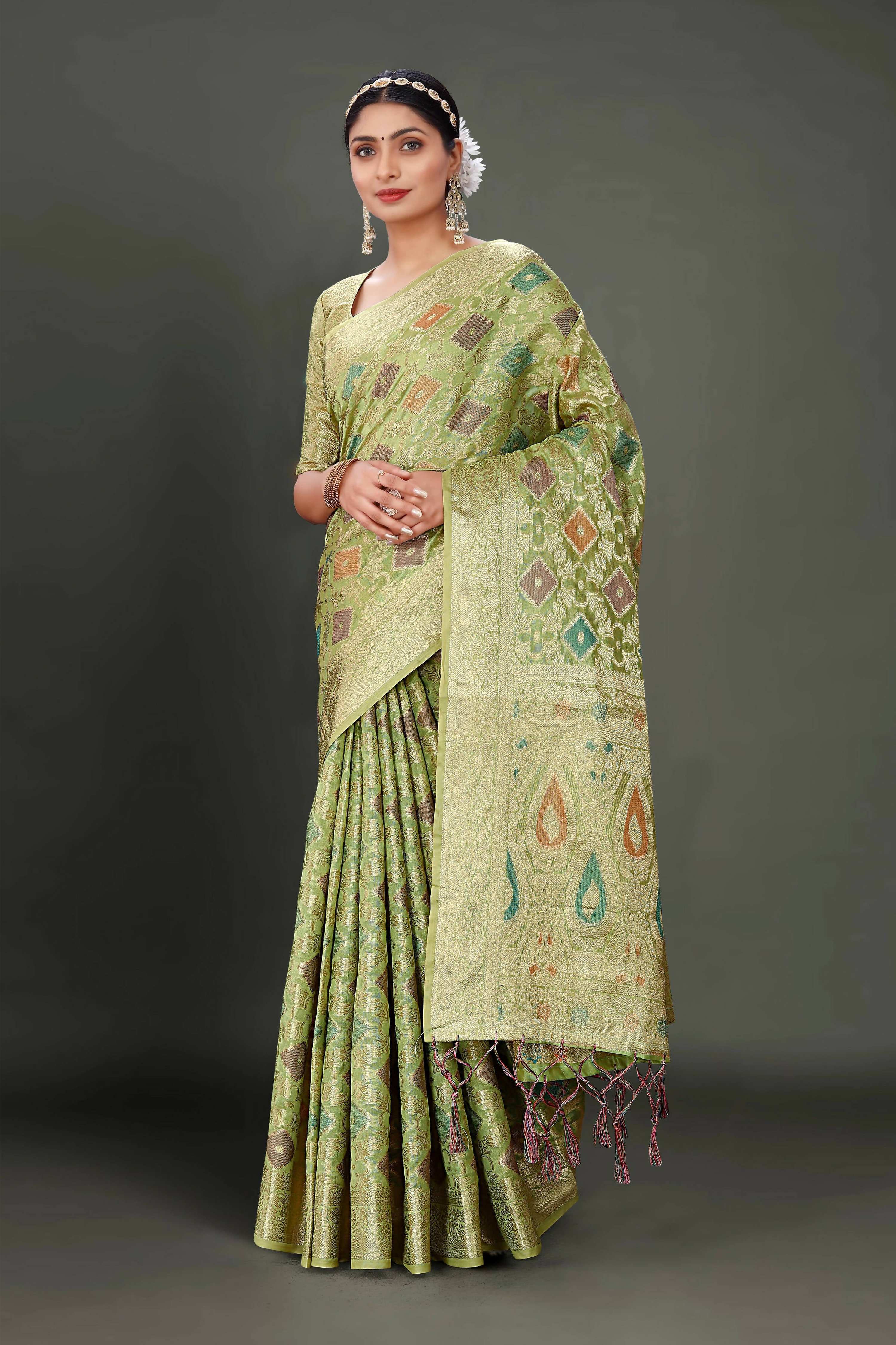 Green Soft Organza Woven Design Saree With Unstitched Blouse Piece - Zaara