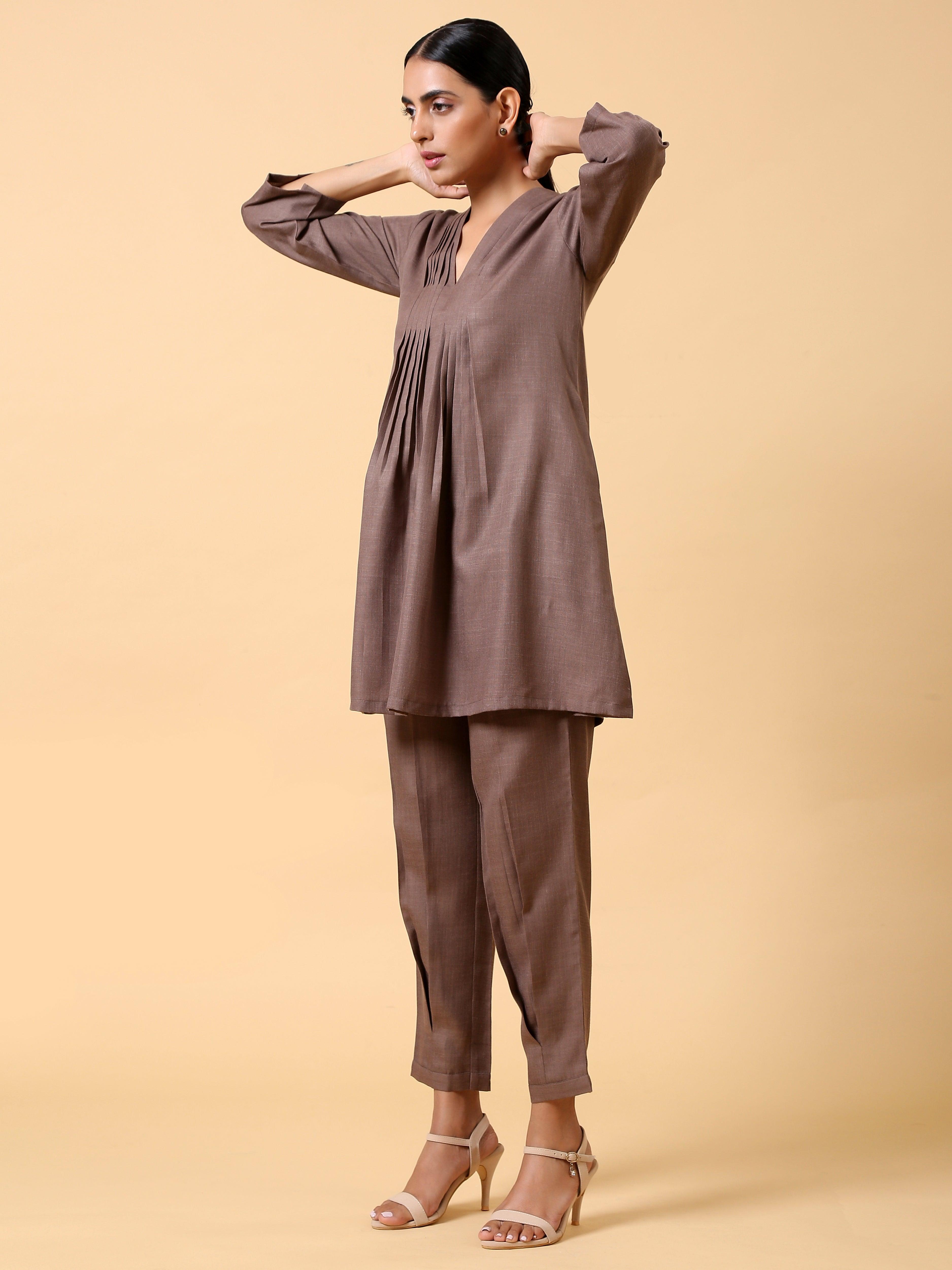 trueBrowns Cotton Linen Burnt Brown Pleated Co-Ord Set