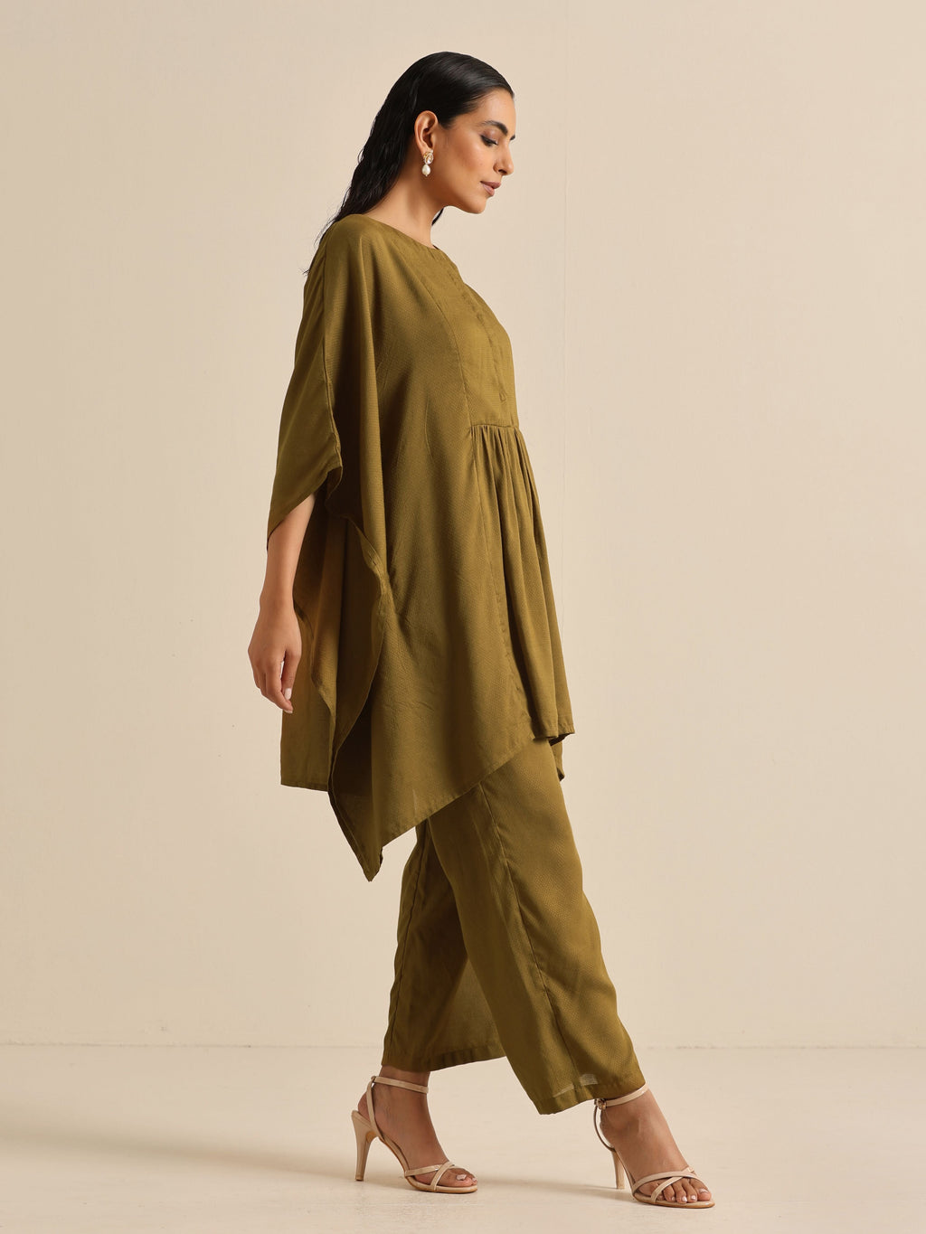 trueBrowns Olive Green Texture Doddy Kaftan Gathered Co-Ord Set