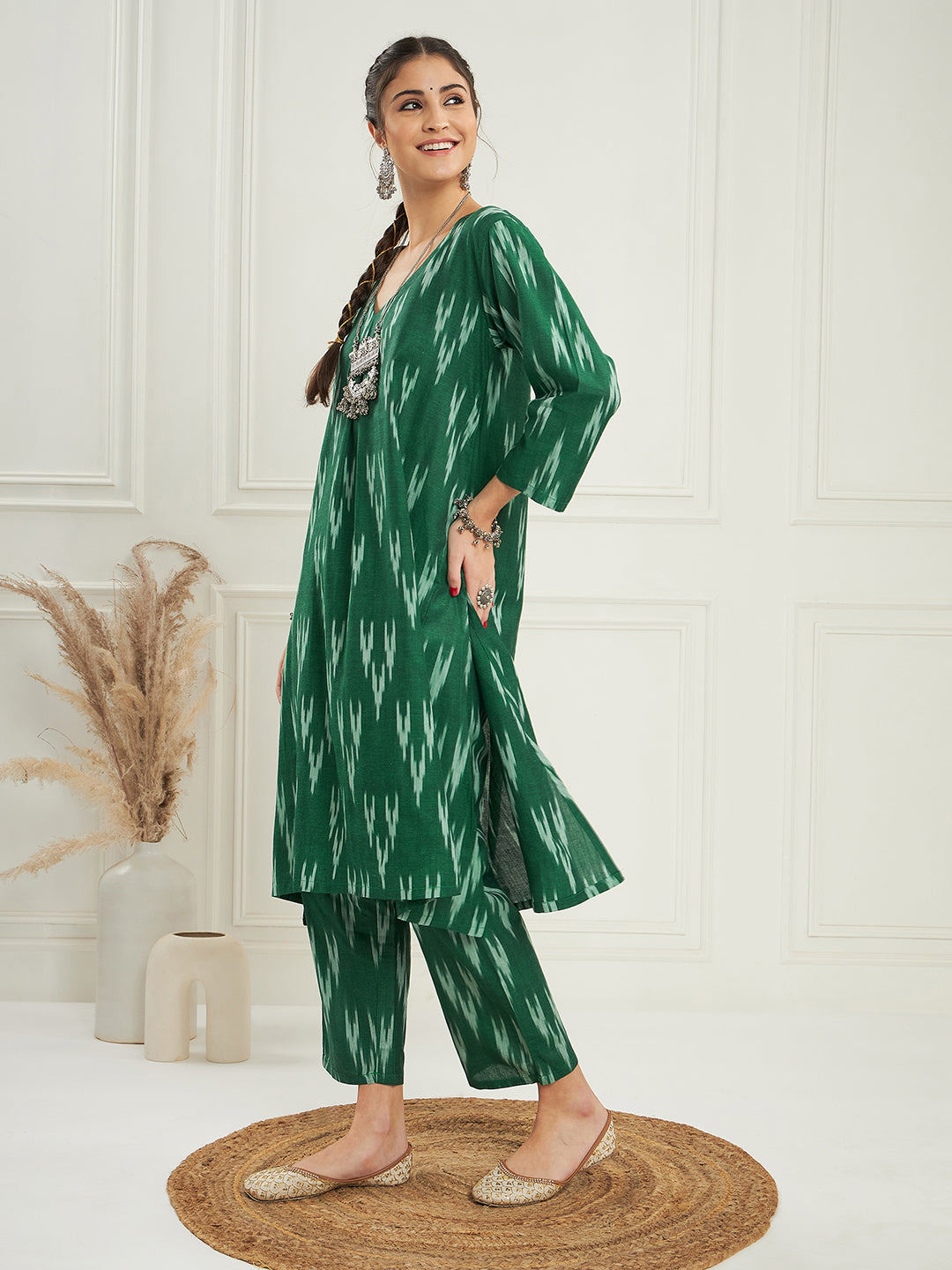 InWeave Women's Green Ikkat Print V Neck Kurta Pant Set