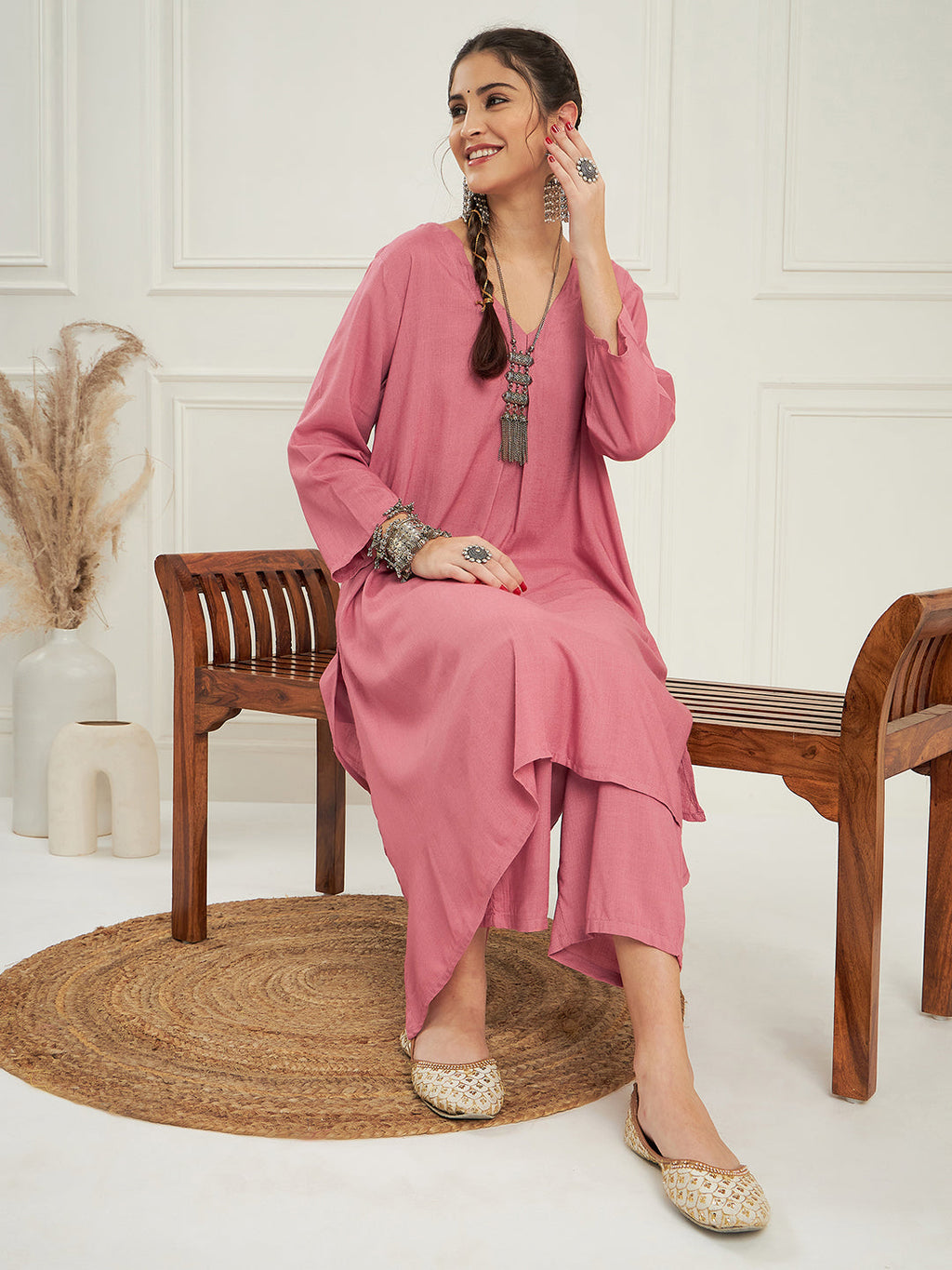 InWeave Women's Light Rose Pink Solid V Neck Kurta Pant Set