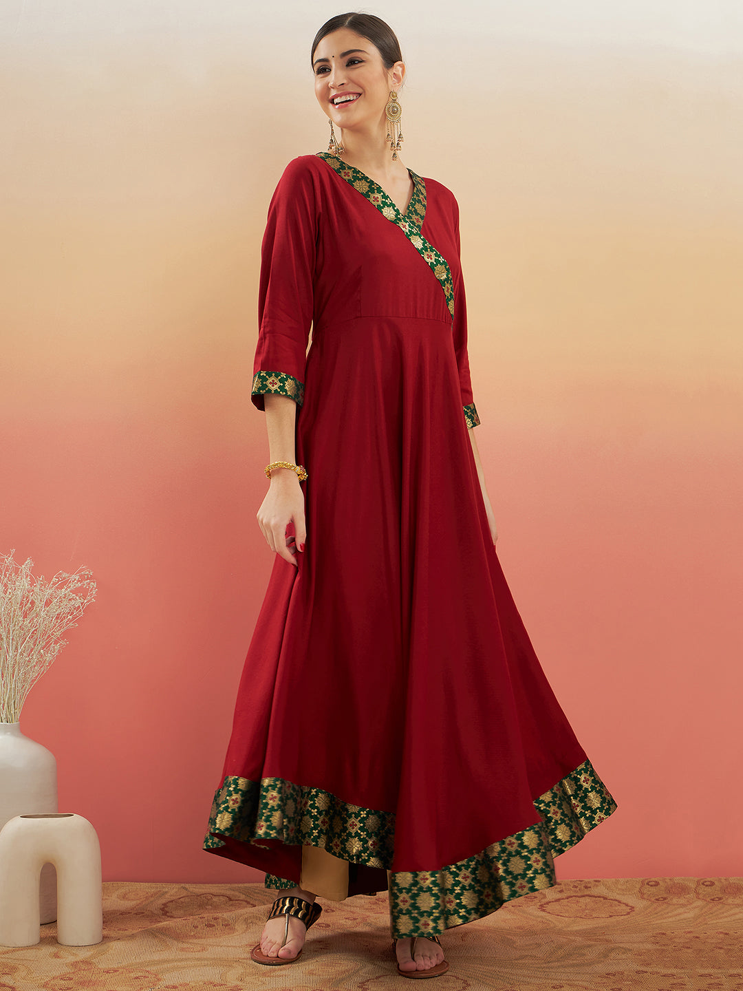 InWeave Women's Maroon Green Border Anarkali Kurta