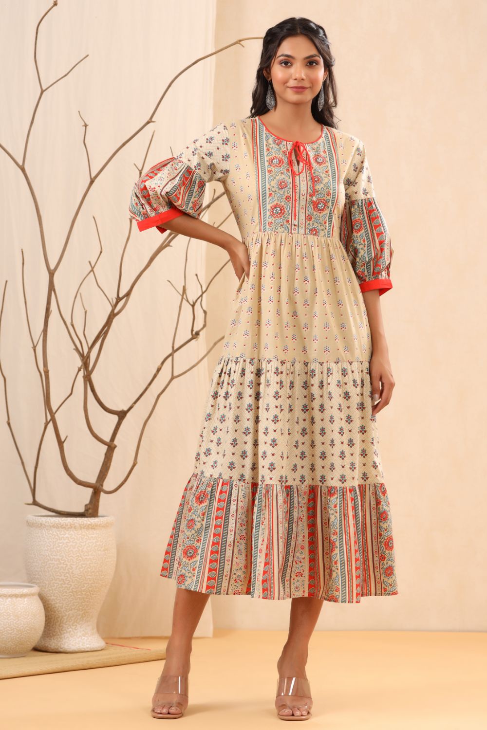 Juniper Womens Beige Cambric Floral Printed Tiered Dress