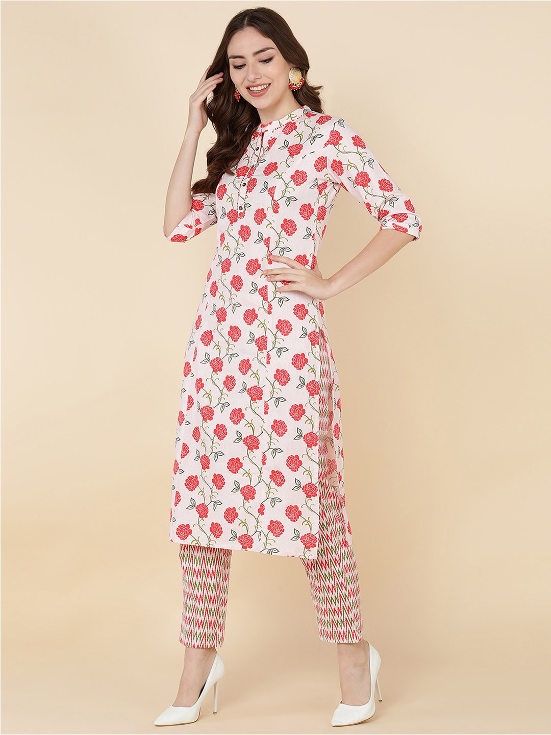 HERE&NOW Women Pink Floral Printed Kurta with Trousers