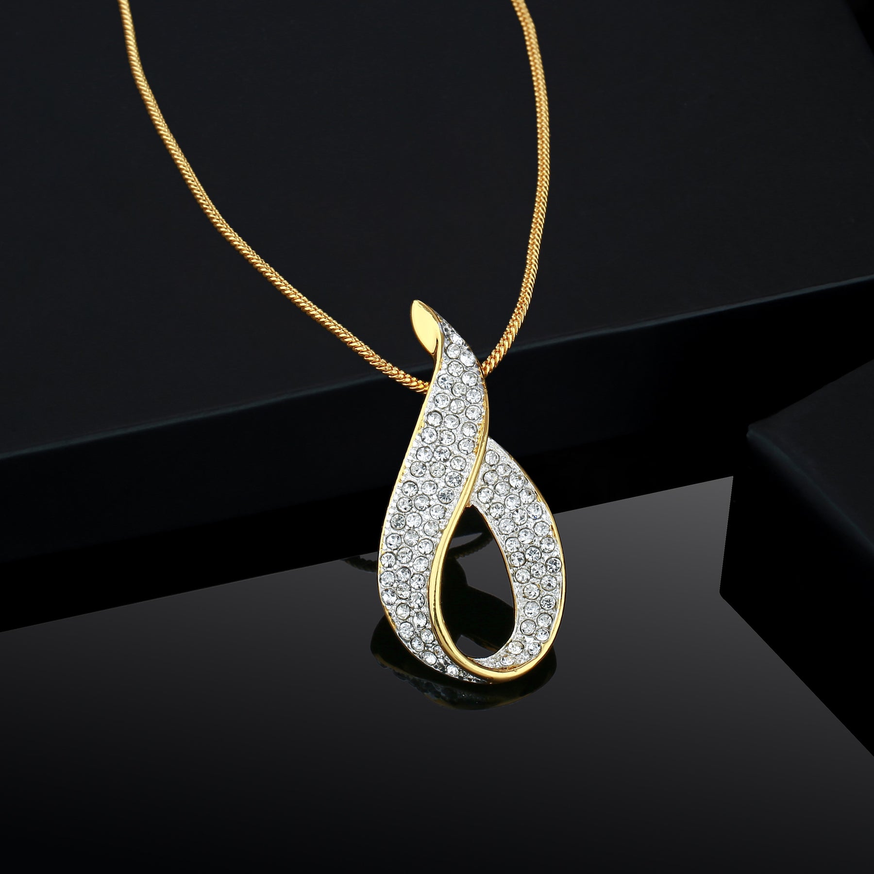 Estele Gold-Polished White Crystals Enhanced Oval Designer Charm Pendant Necklace with Chain for Women / Girls