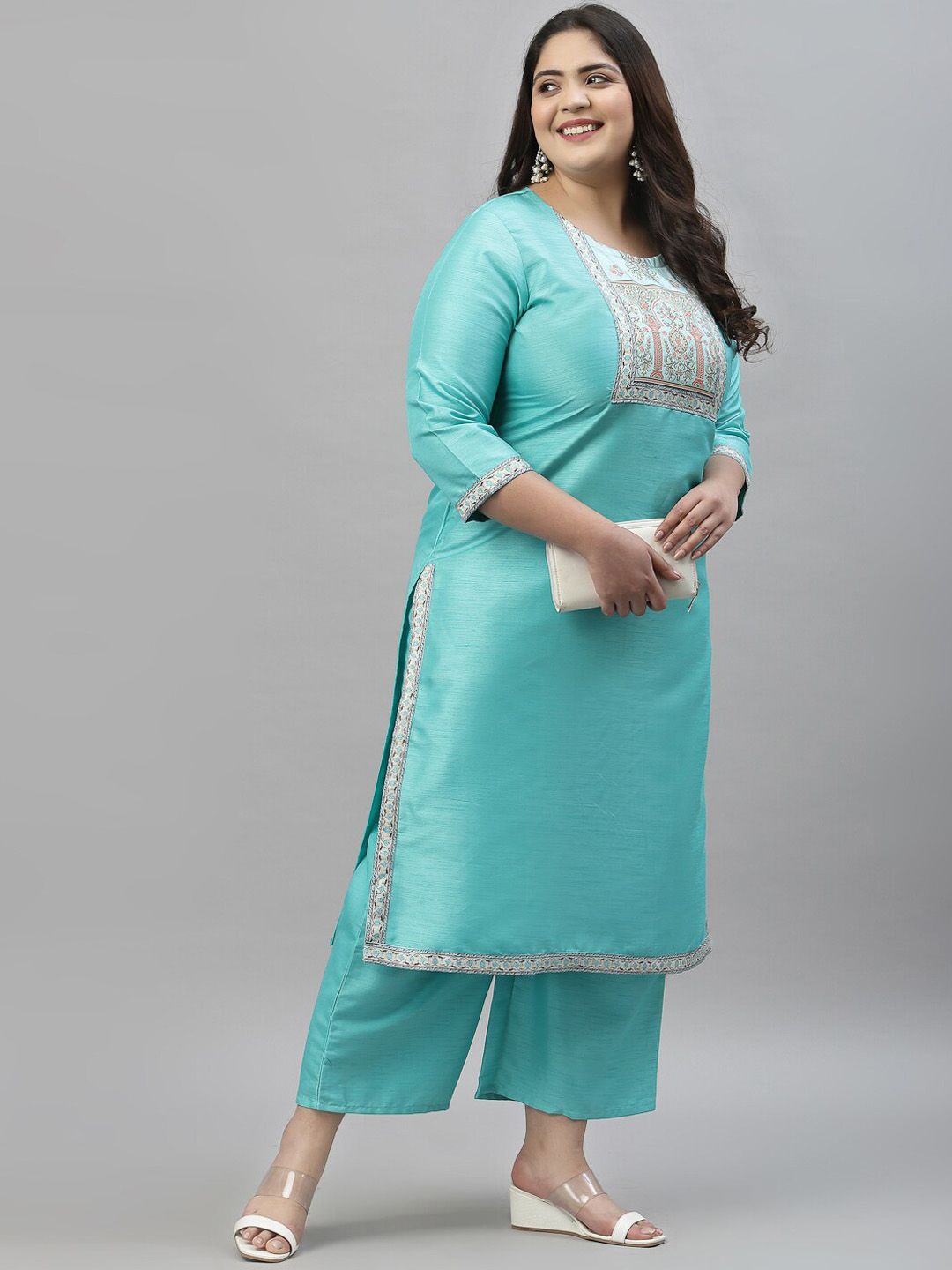 Sztori Plus Size Floral Printed Round Neck Straight Kurta with Palazzos