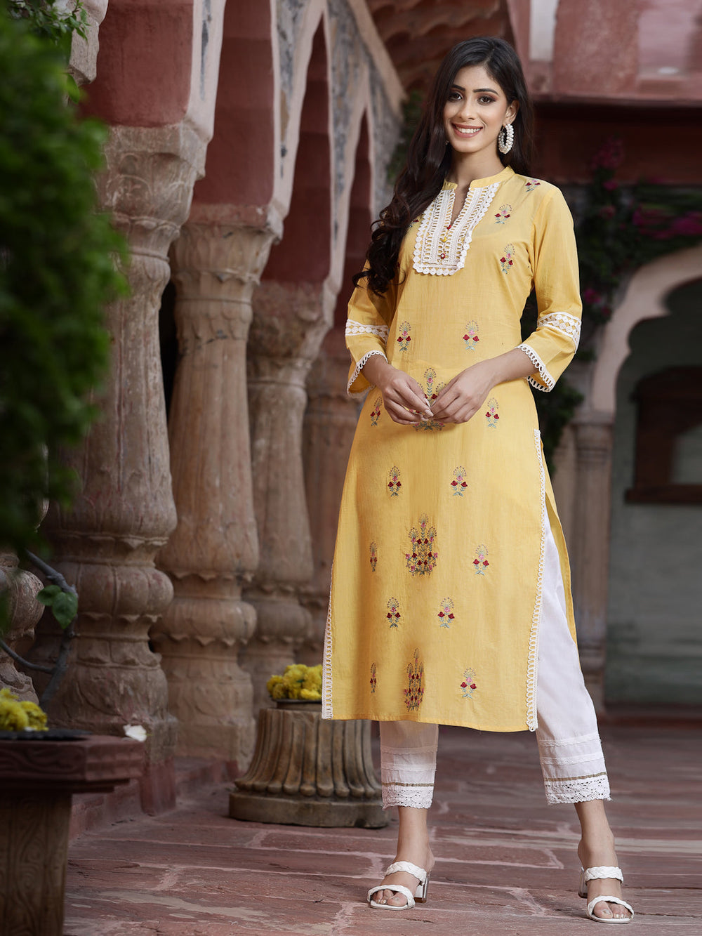 Juniper Women's Yellow Cambric Embroidered Straight Kurta